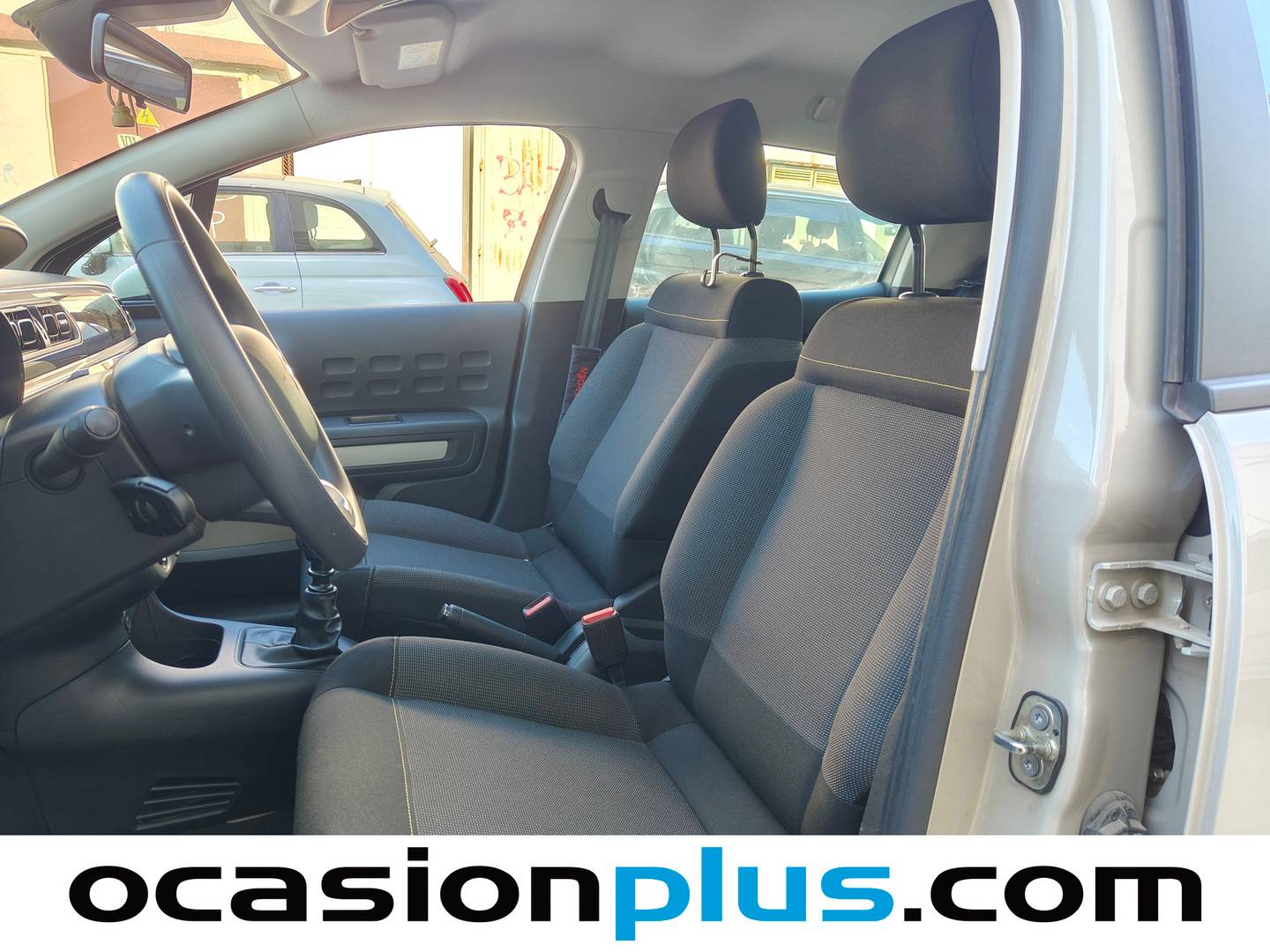 Foto asientos delanteros Citroën C3 Citroën C3 BlueHDi 100 S&S You! (102 CV)