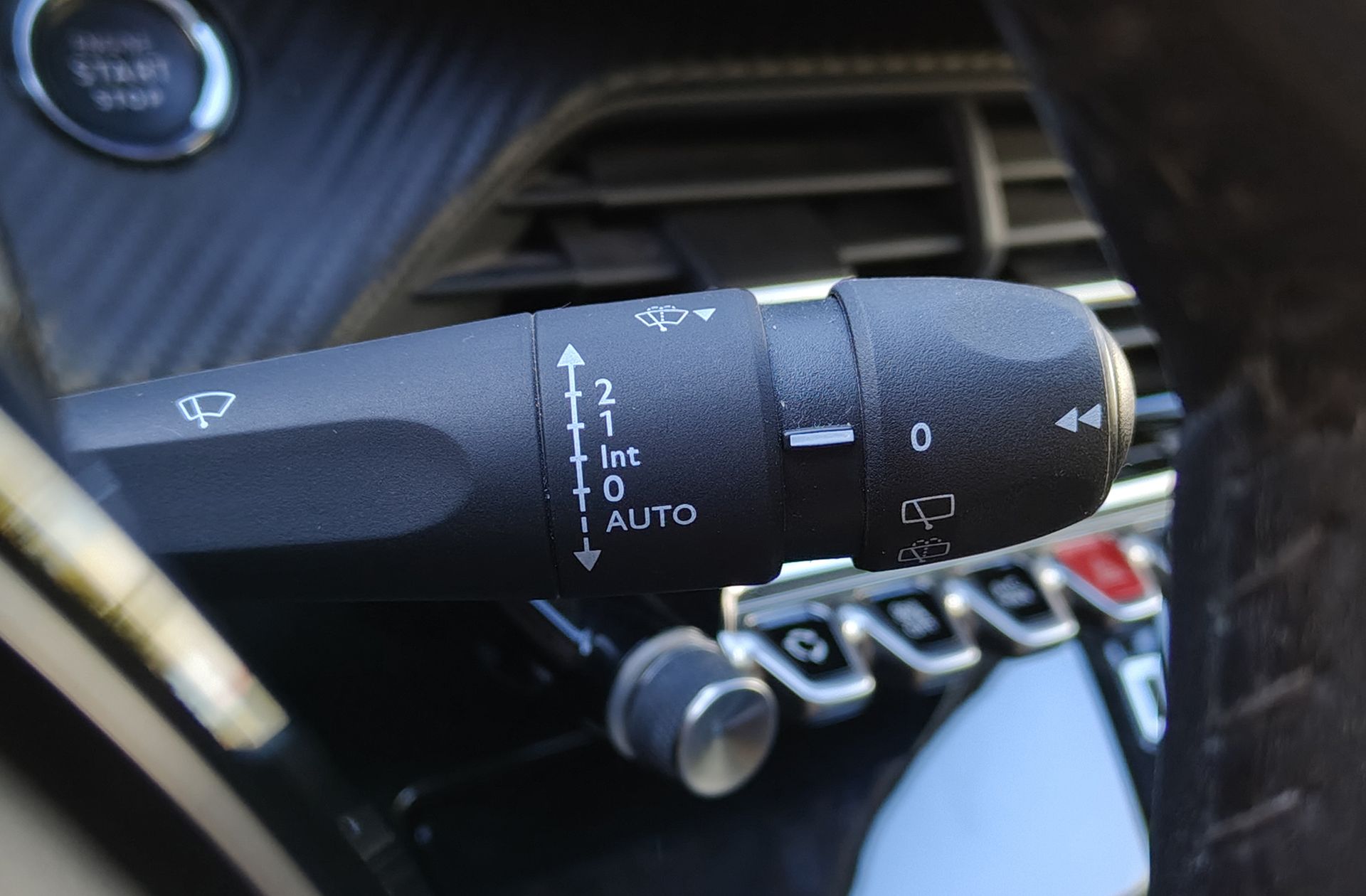 Peugeot 2008 PureTech 130 Allure Pack - foto 31