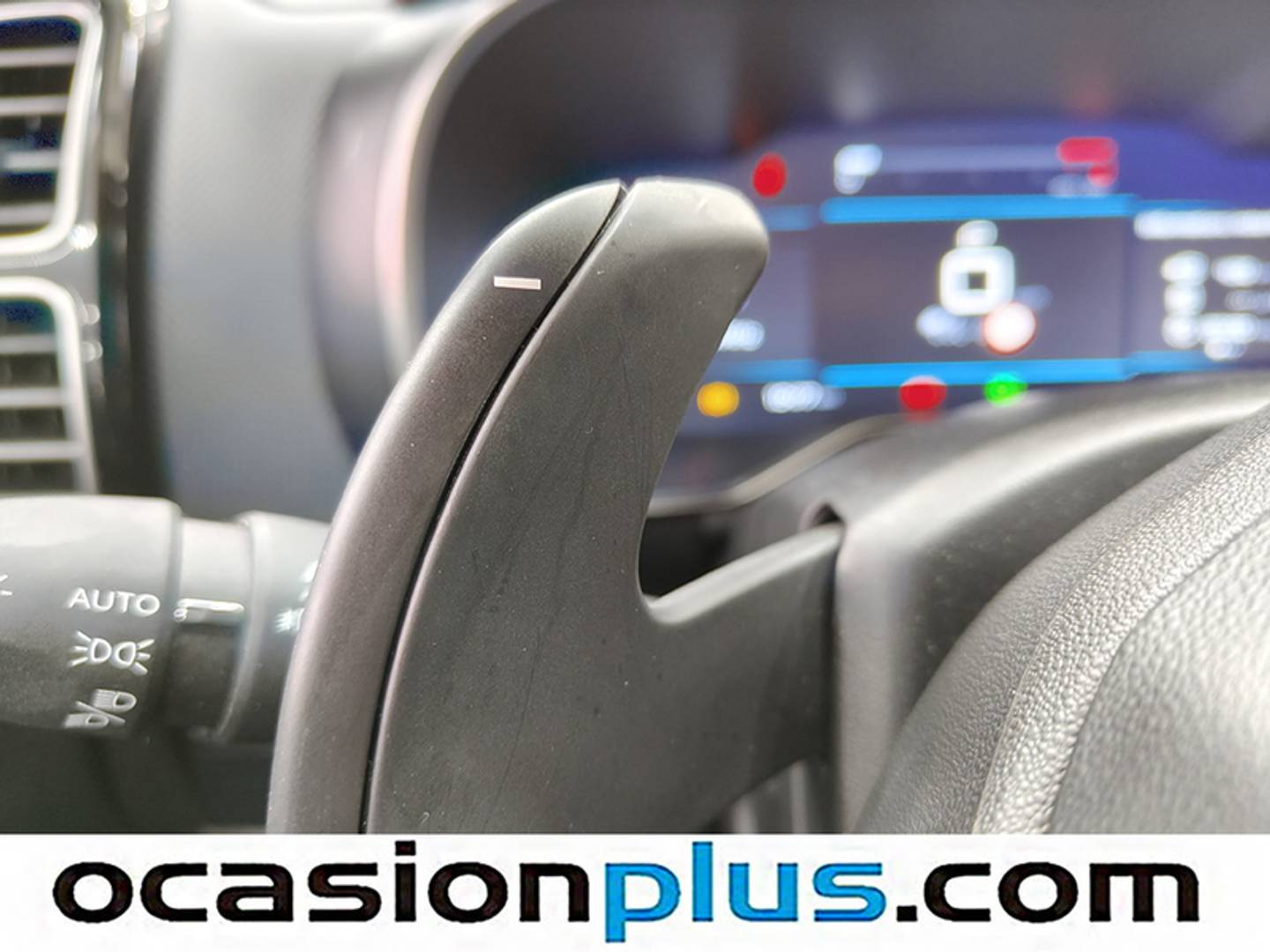 Foto Citroën C5 Aircross Citroen C5 Aircross PureTech 130 S&S Shine Pack EAT8 (131 CV)