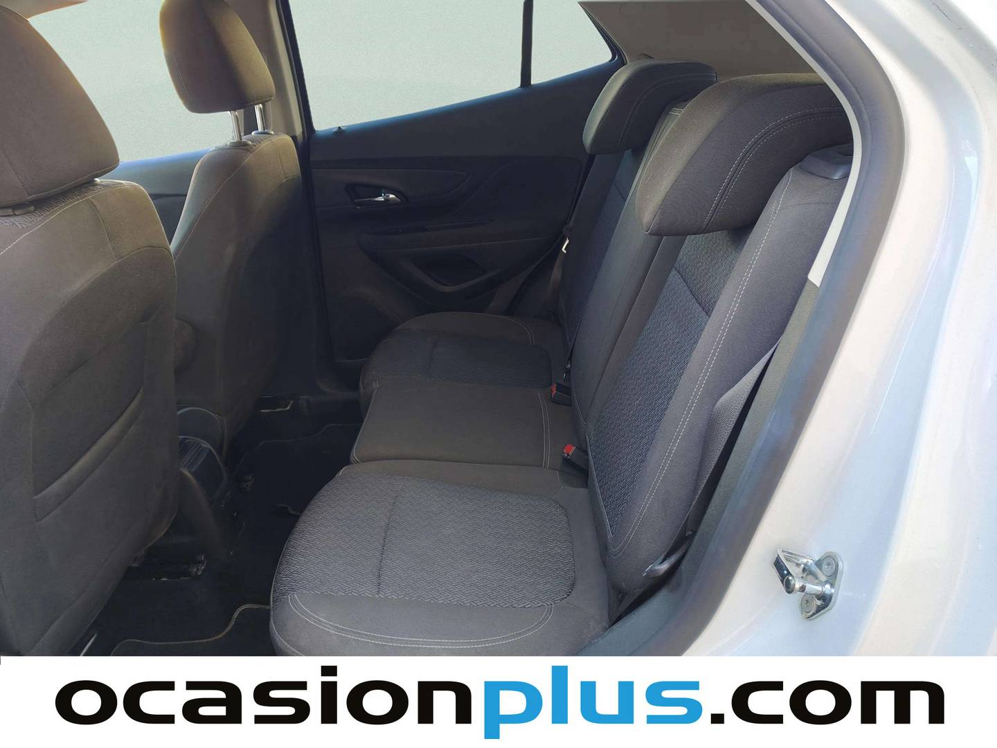 Foto asientos traseros Opel Mokka X Opel Mokka X 1.4 Turbo S&S 120 Aniversario 4X2 (140 CV)