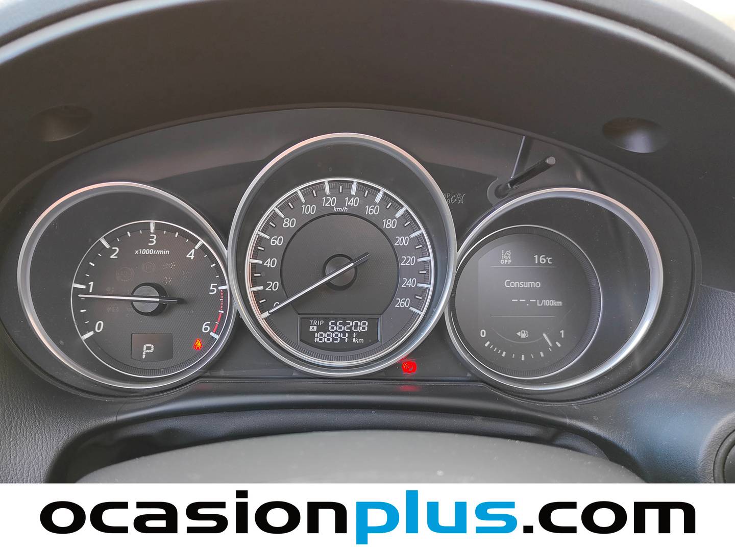 Mazda CX-5 Mazda CX-5 2.2 DE Luxury + Premium + Travel + SunRoof 4WD Auto (175 CV) de ocasión