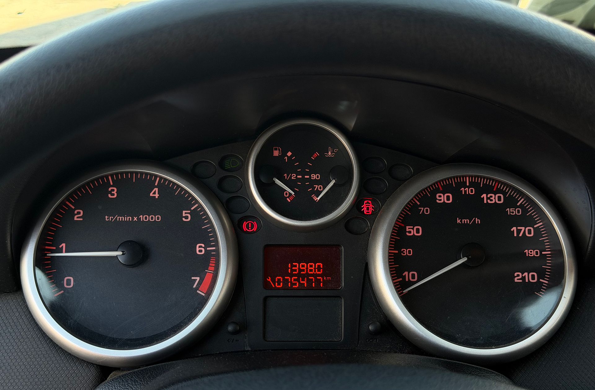 Peugeot 207 1.4i Access - foto 21