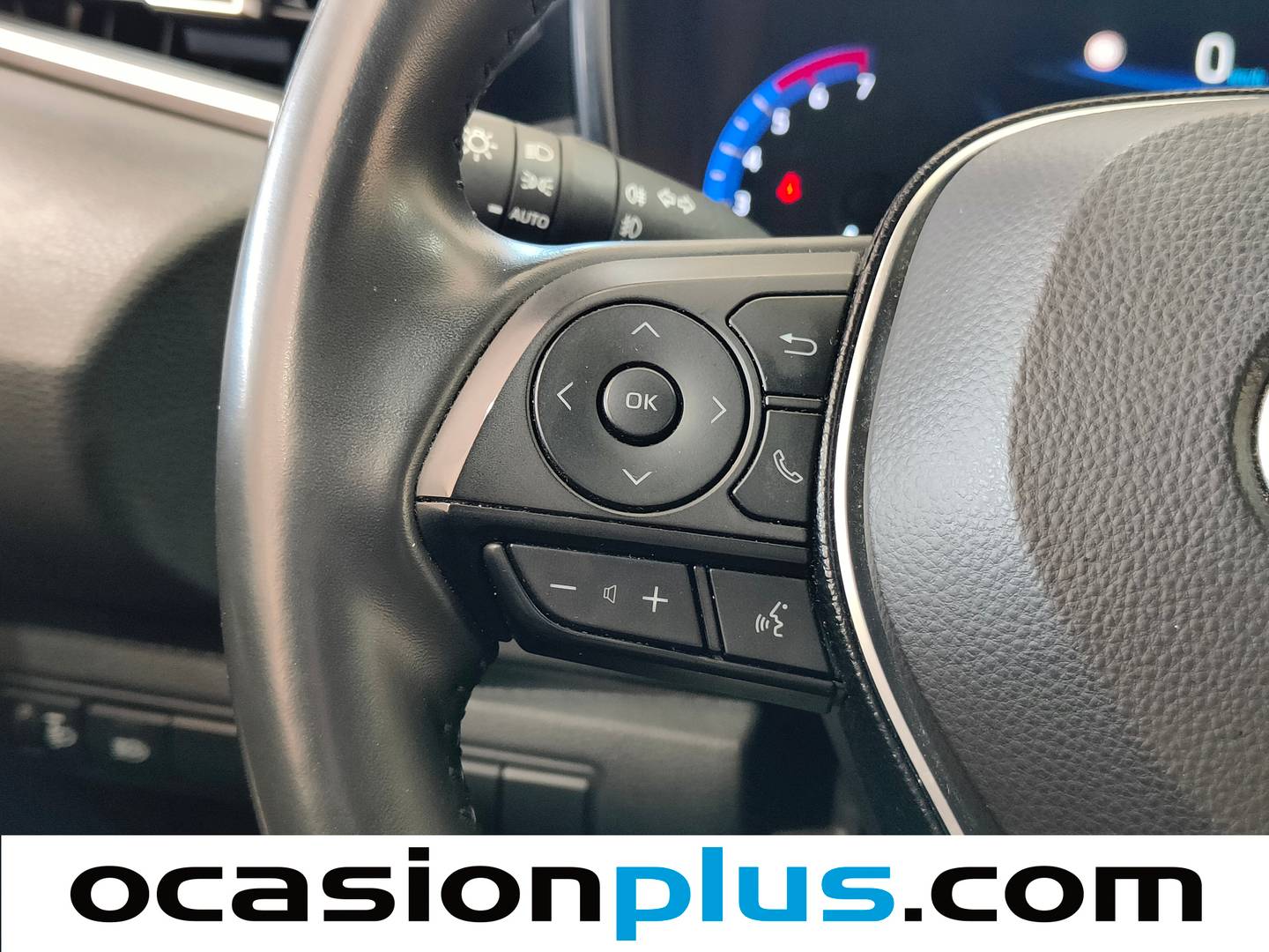 Toyota Corolla Toyota Corolla 1.8 125 Híbrido Active Tech E-CVT (122 CV) de ocasión