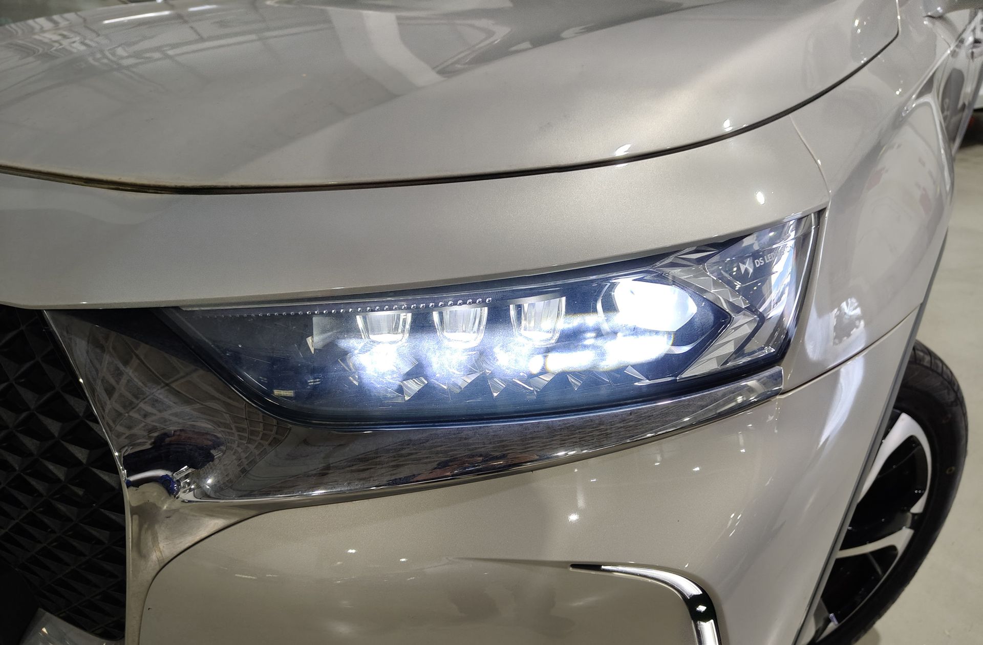 DS DS 7 Crossback PureTech 180 Bastille+ - foto 14