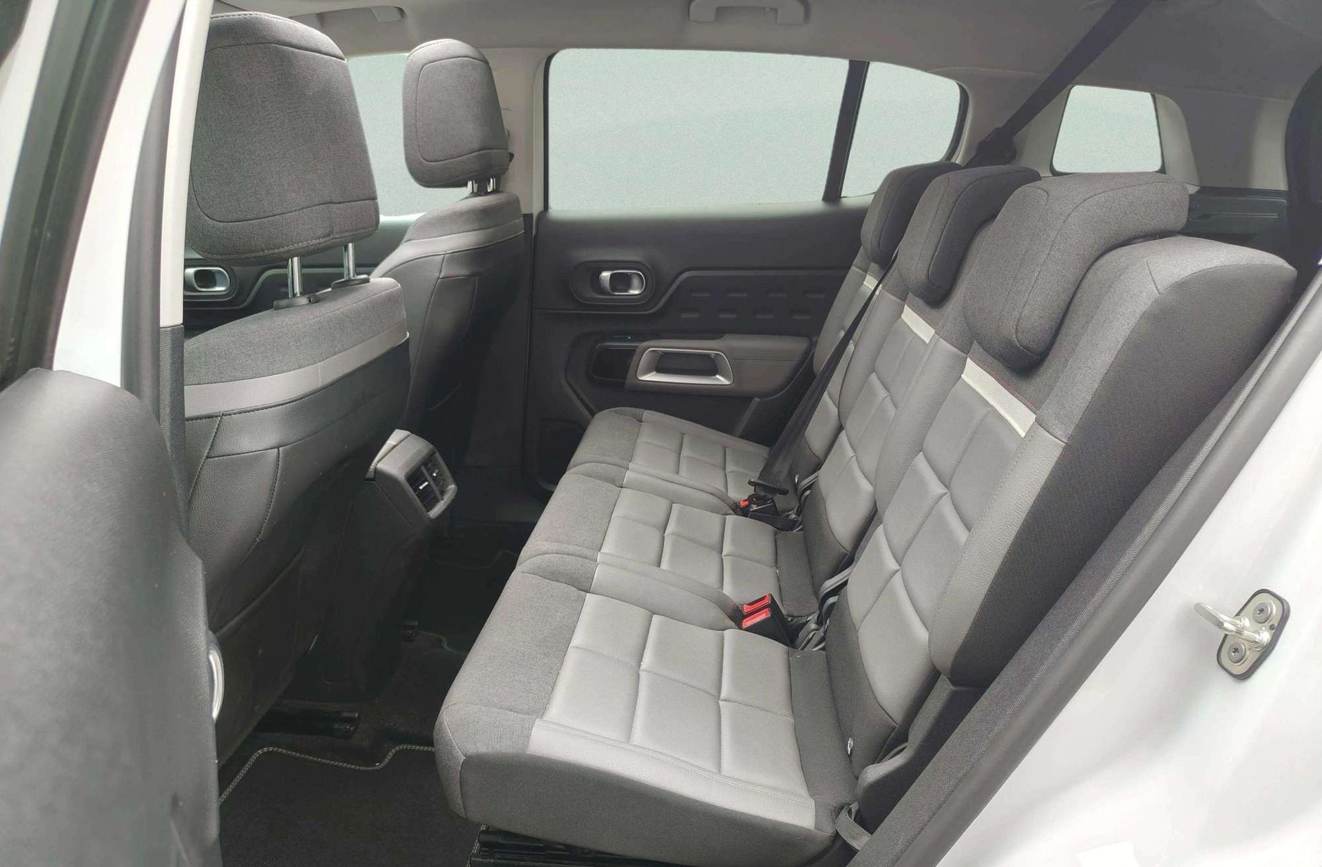 Citroën C5 Aircross 225 Shine Pack e-EAT8 - foto 18