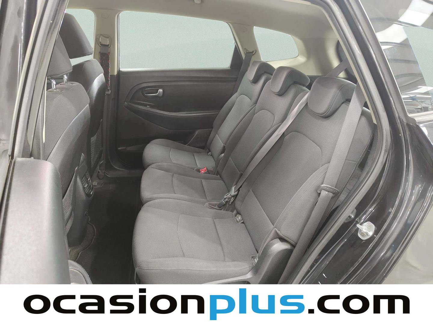 Foto asientos traseros KIA Carens KIA Carens 1.6 GDi Concept (135 CV)