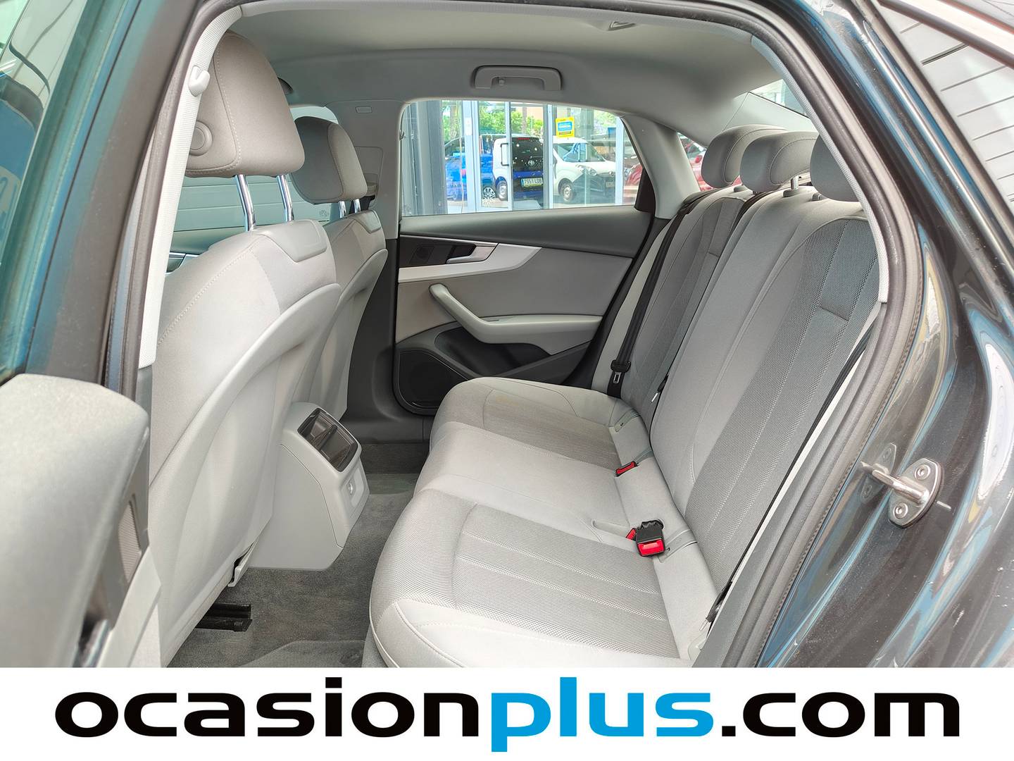 Foto asientos traseros Audi A4 Audi A4 Advanced edition 2.0 TDI (190 CV) S tronic