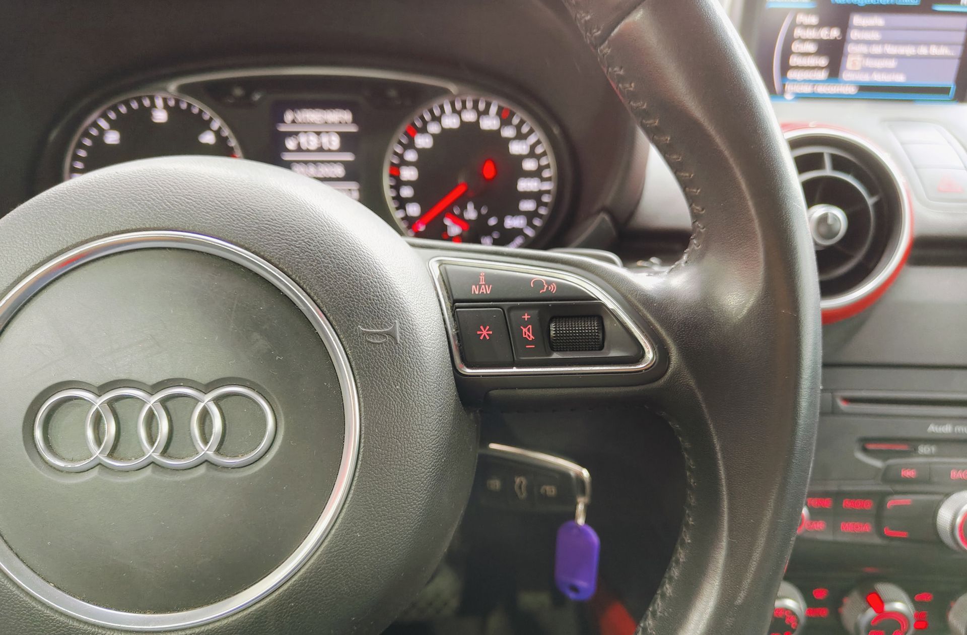 Audi A1 Ambition 1.6 TDI S tronic - foto 25