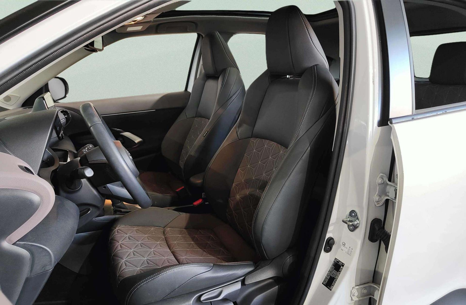 Toyota Yaris Cross 120H Style - foto 13