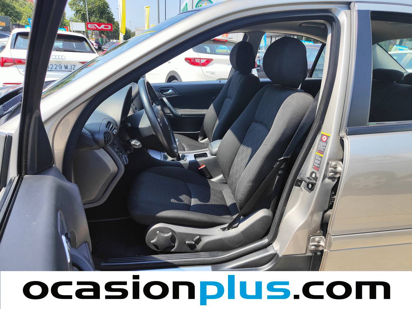 Foto asientos delanteros Mercedes Clase C Mercedes Clase C C 220 CDI Sport Edition (150 CV)
