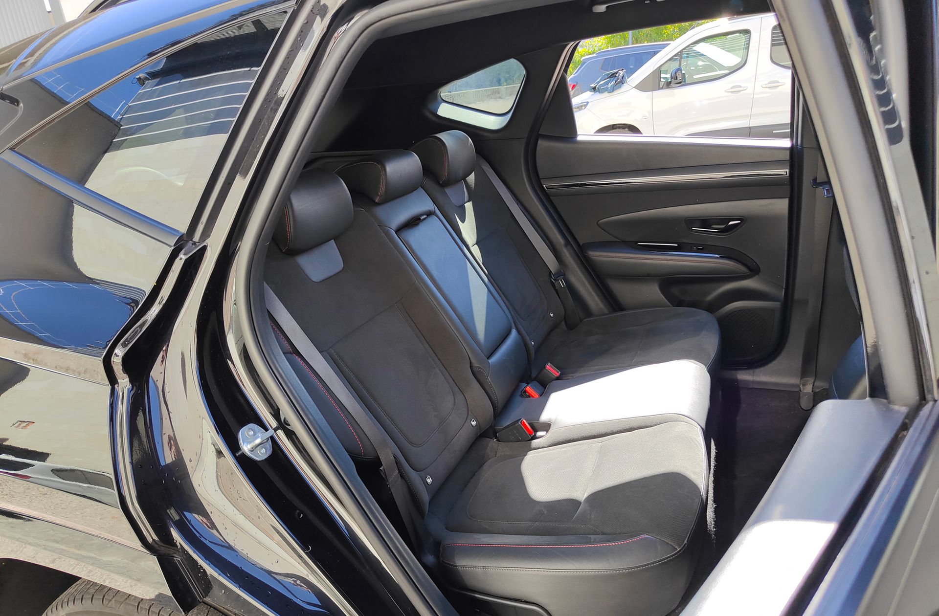 Hyundai Tucson 1.6 T-GDi N-Line 30 Aniversario - foto 18