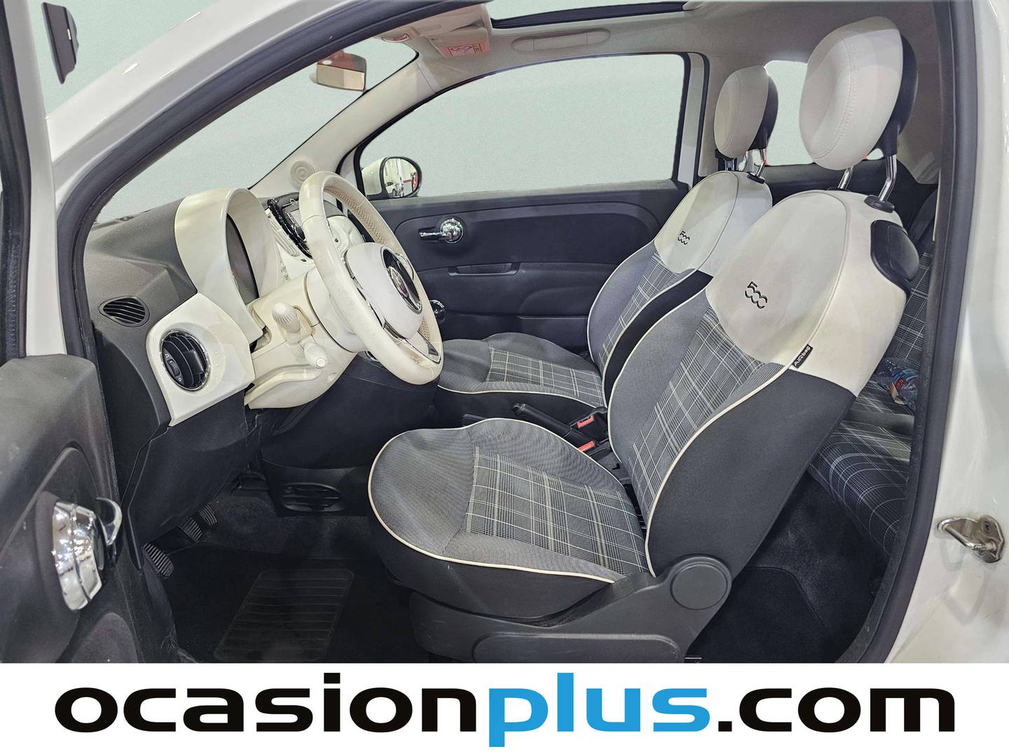 Foto asientos delanteros Fiat 500 Fiat 500 Lounge 1.2 8v (69 CV)