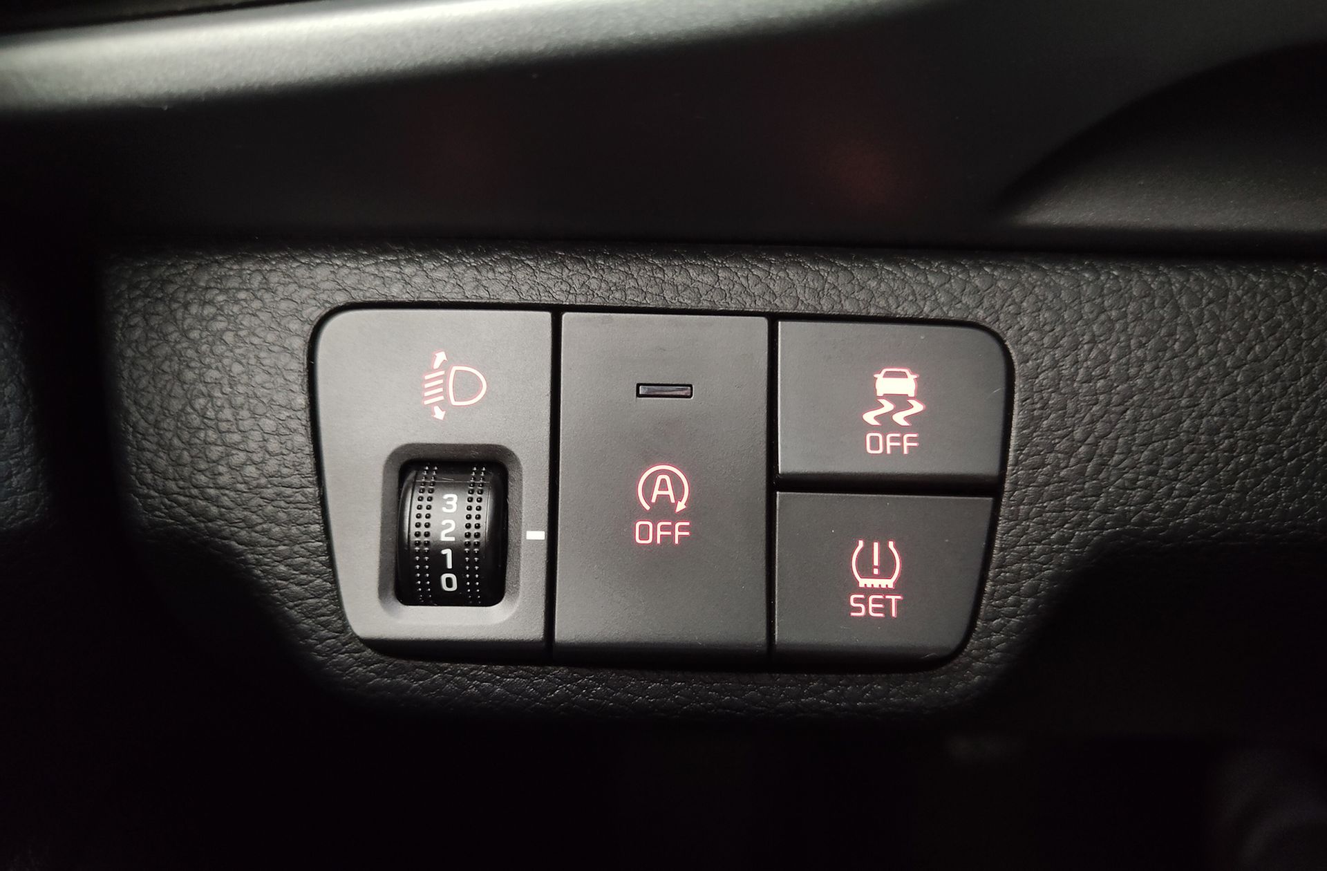 Kia Stonic 1.0 T-GDi MHEV Drive - foto 23