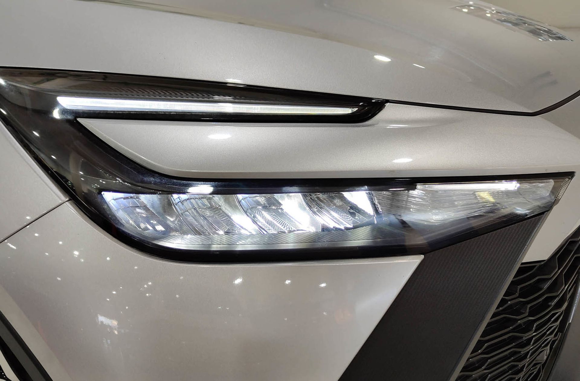 Toyota C-HR 140H Advance - foto 14