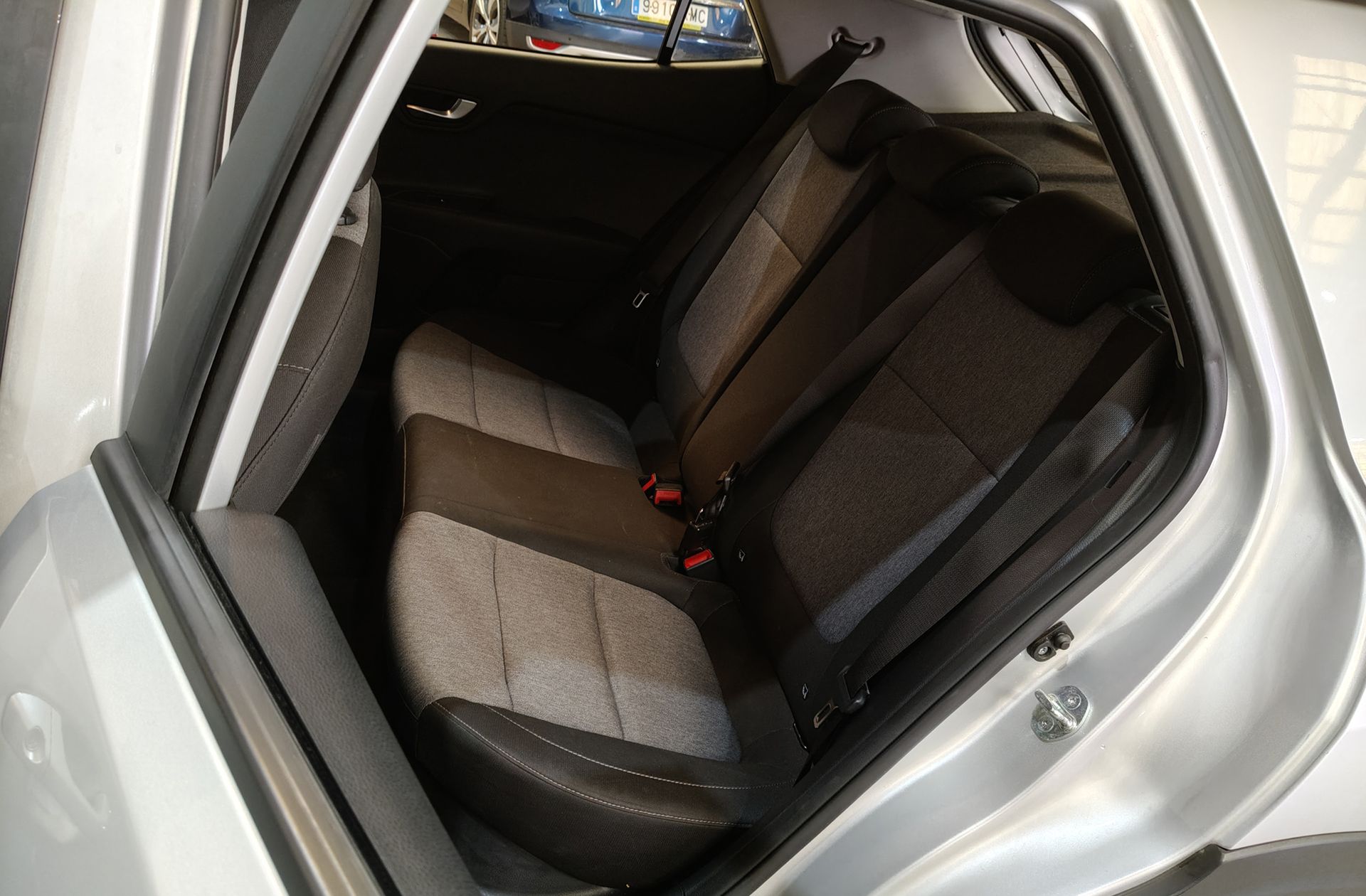 Kia Stonic 1.0 T-GDi Drive - foto 12