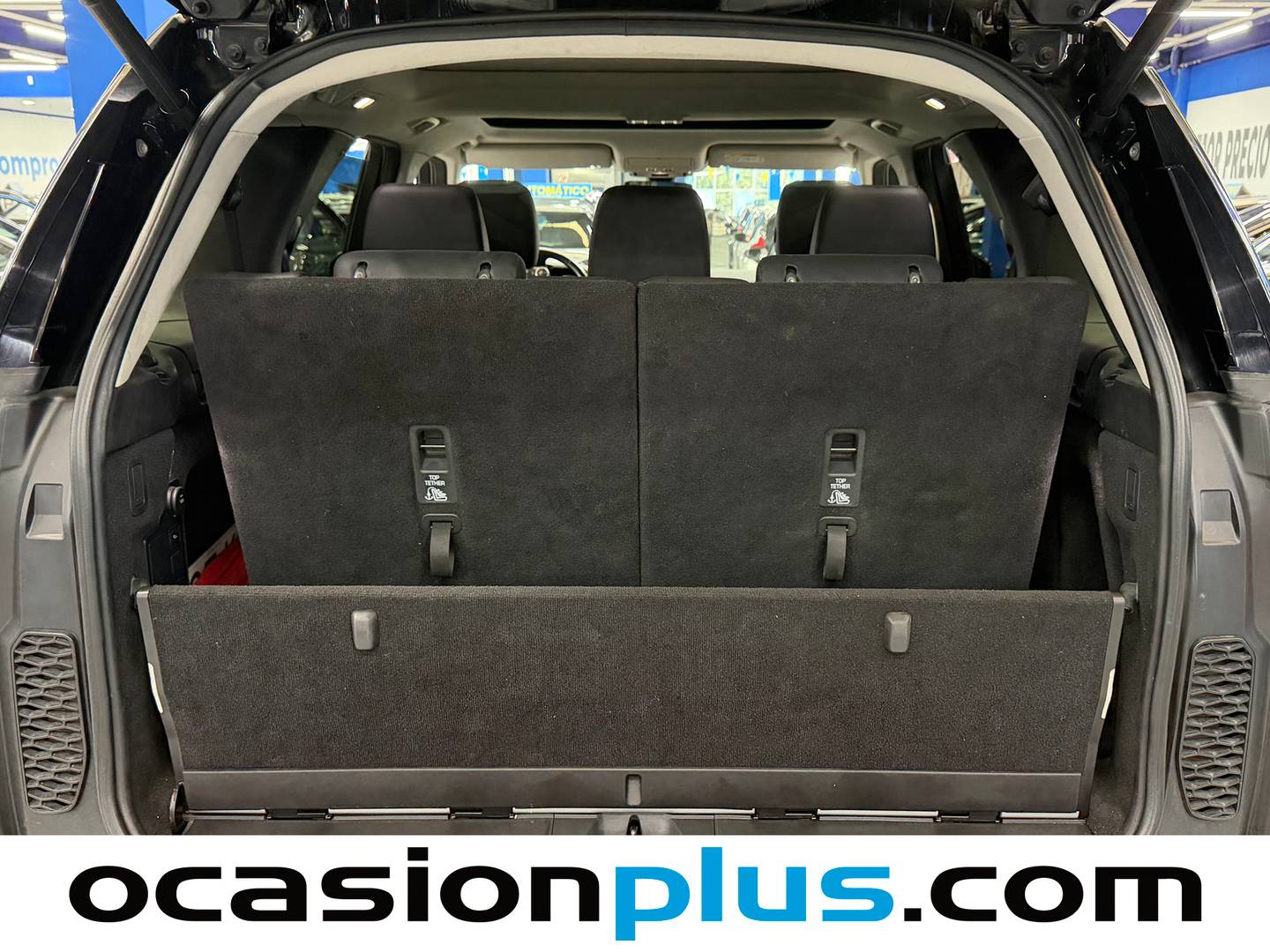 Foto Land Rover Discovery Land Rover Discovery 2.0 I4 SD4 HSE Auto (240 CV) 7 Plazas siete plazas