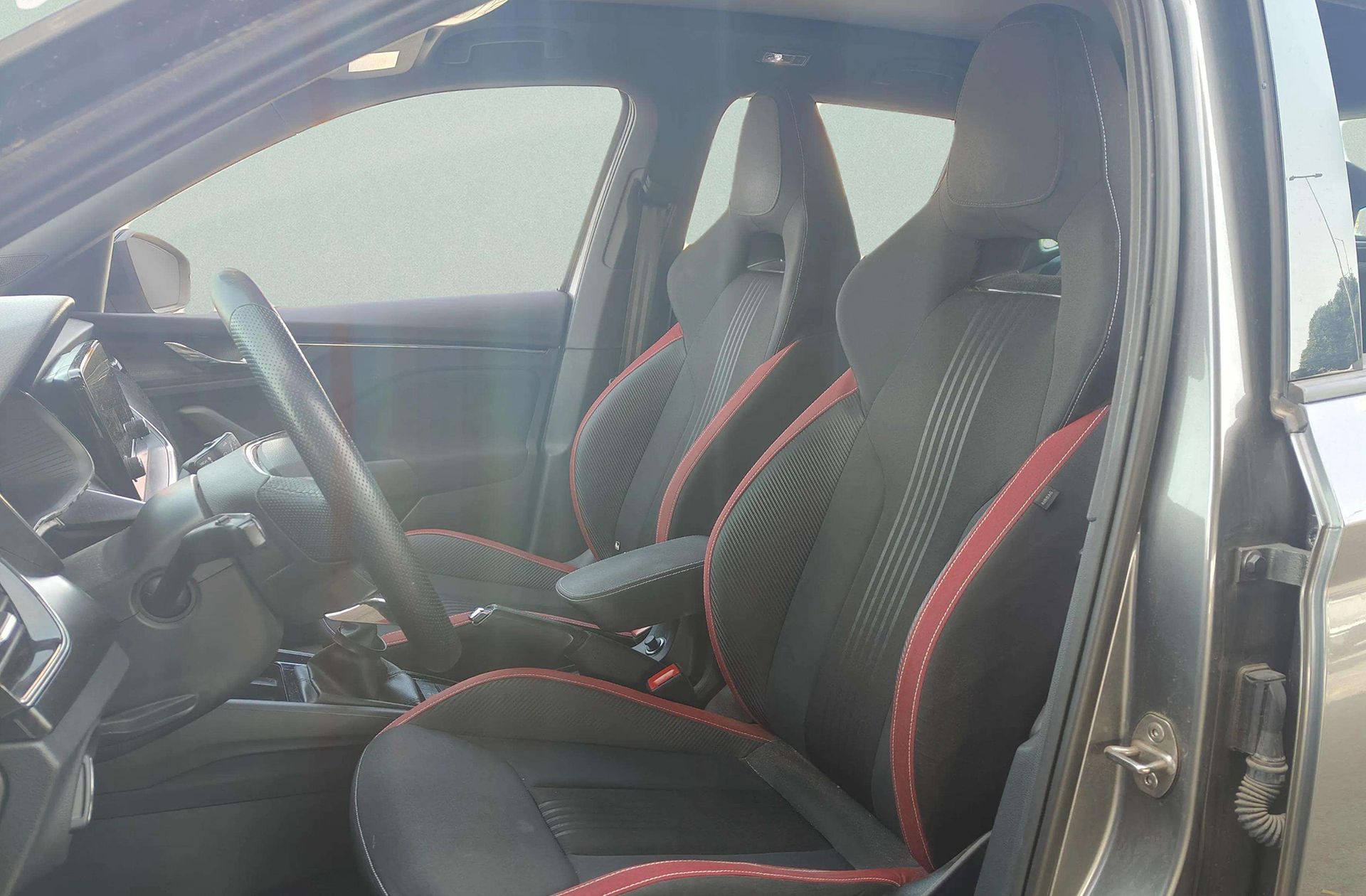 Škoda Kamiq 1.5 TSI Montecarlo - foto 11