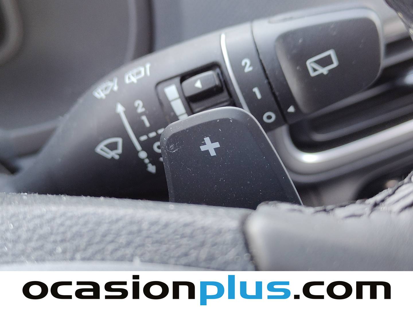 Hyundai Kona Hyundai Kona 1.6 GDI HEV Maxx DCT (141 CV) seminuevo