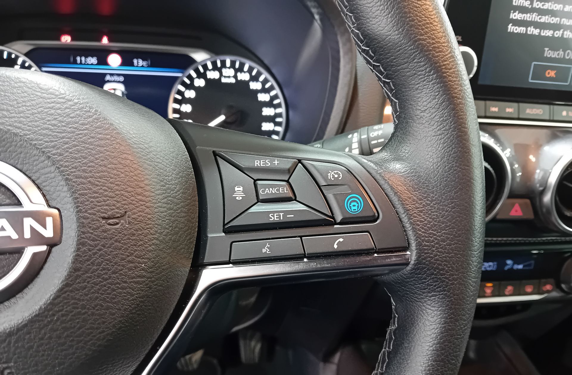 Nissan Juke DIG-T 114 N-Design Silver 4x2 - foto 27