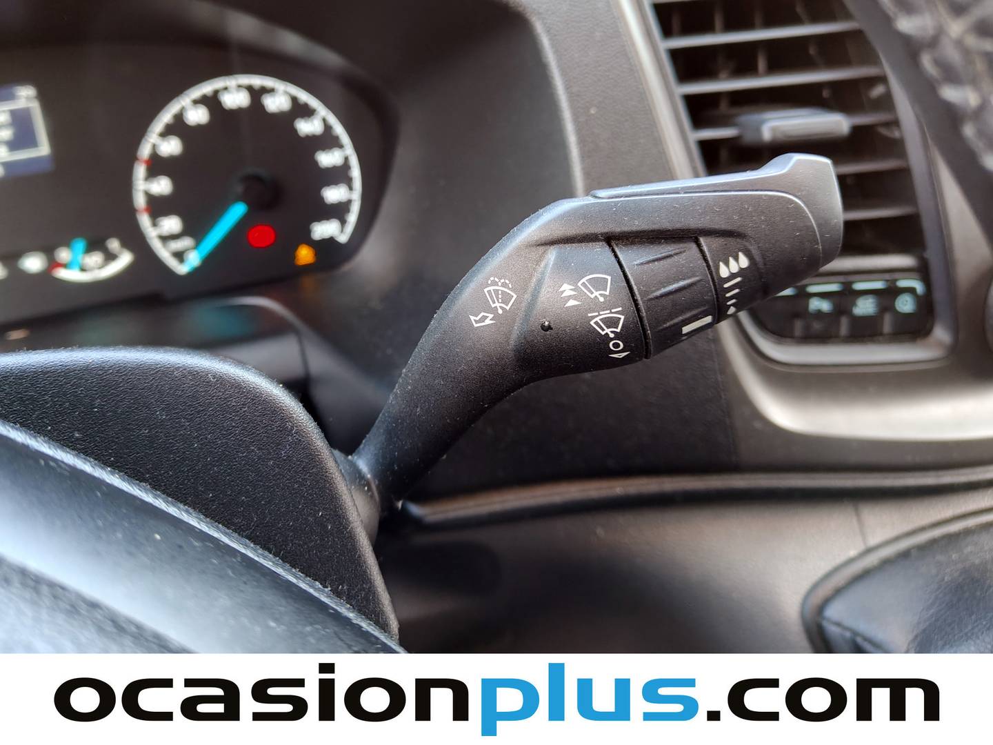 Foto Ford Transit Custom Ford Transit Custom Kombi 2.0 TDCI 320 L1 Trend (130 CV) 9 Plazas