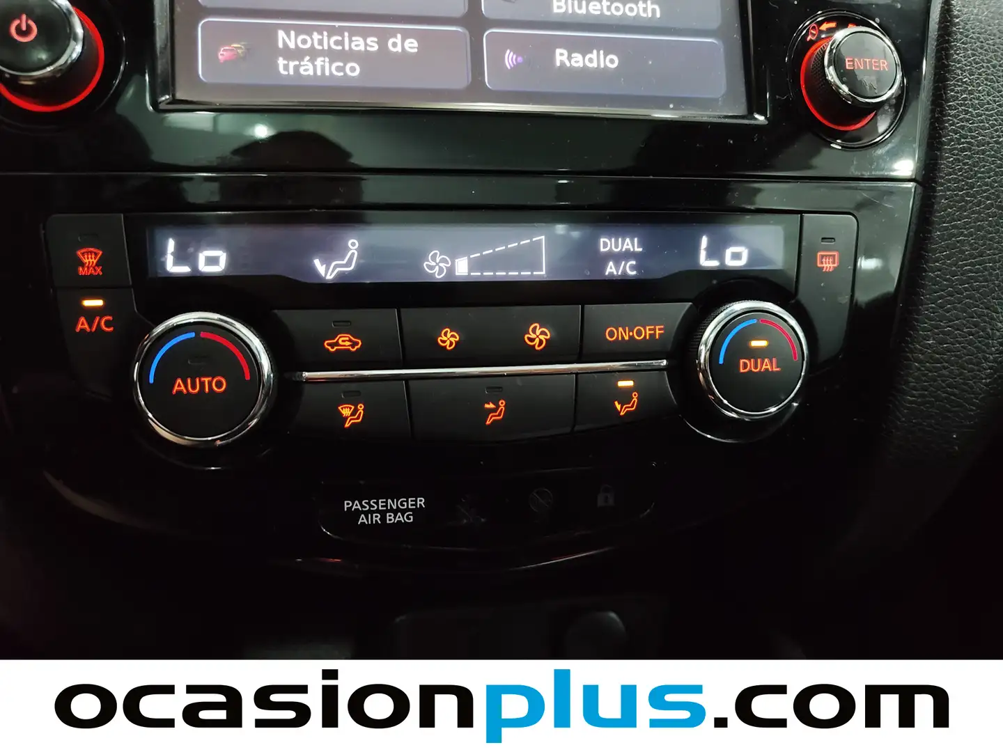 Foto Nissan QASHQAI Nissan Qashqai DIG-T 115 N-Connecta 4x2 (115 CV)