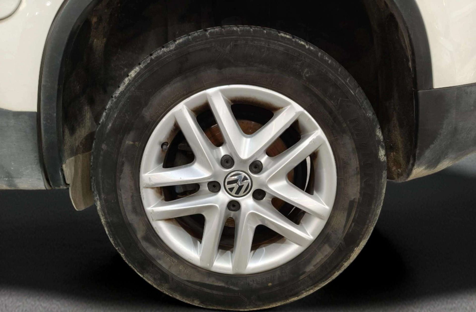 Volkswagen Tiguan Advance 2.0 TDI BMT Front Drive - foto 28