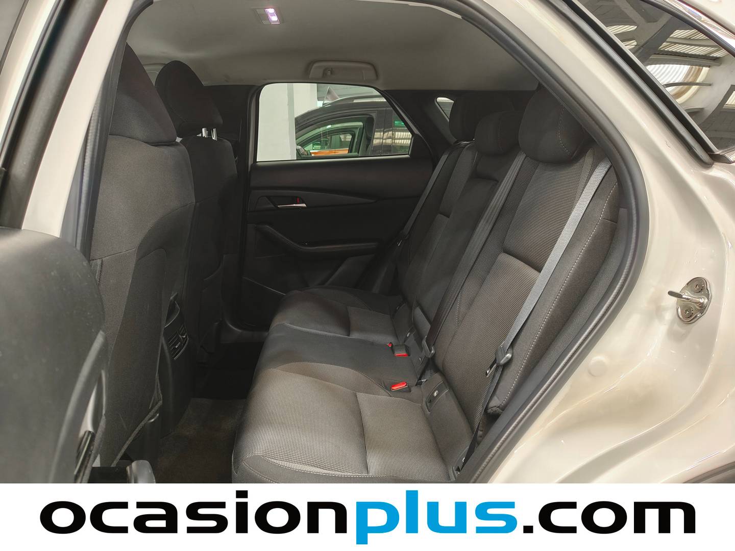 Foto asientos traseros Mazda CX-30 Mazda CX-30 2.0 e-Skyactiv-G Zenith (122 CV)