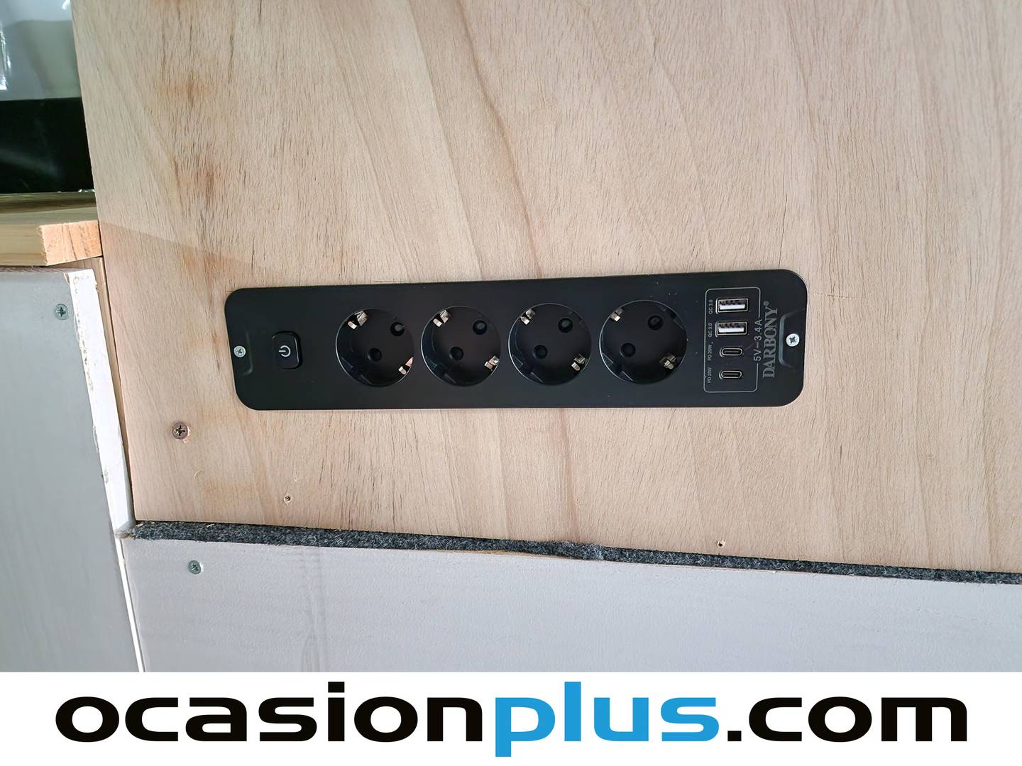 Equipamiento del Renault Trafic Renault Trafic Largo Energy Blue dCi (120 CV) 3 Plazas Semi-camperizado