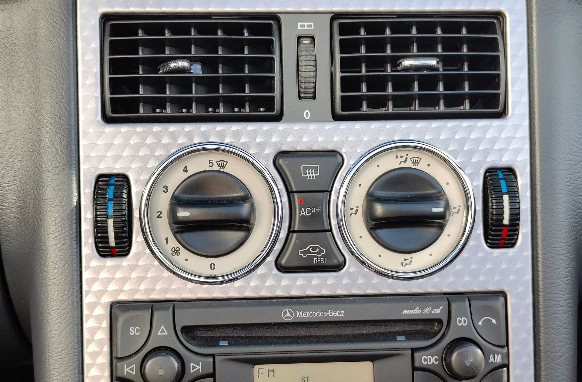 Mercedes-Benz SLK 200 K - foto 36