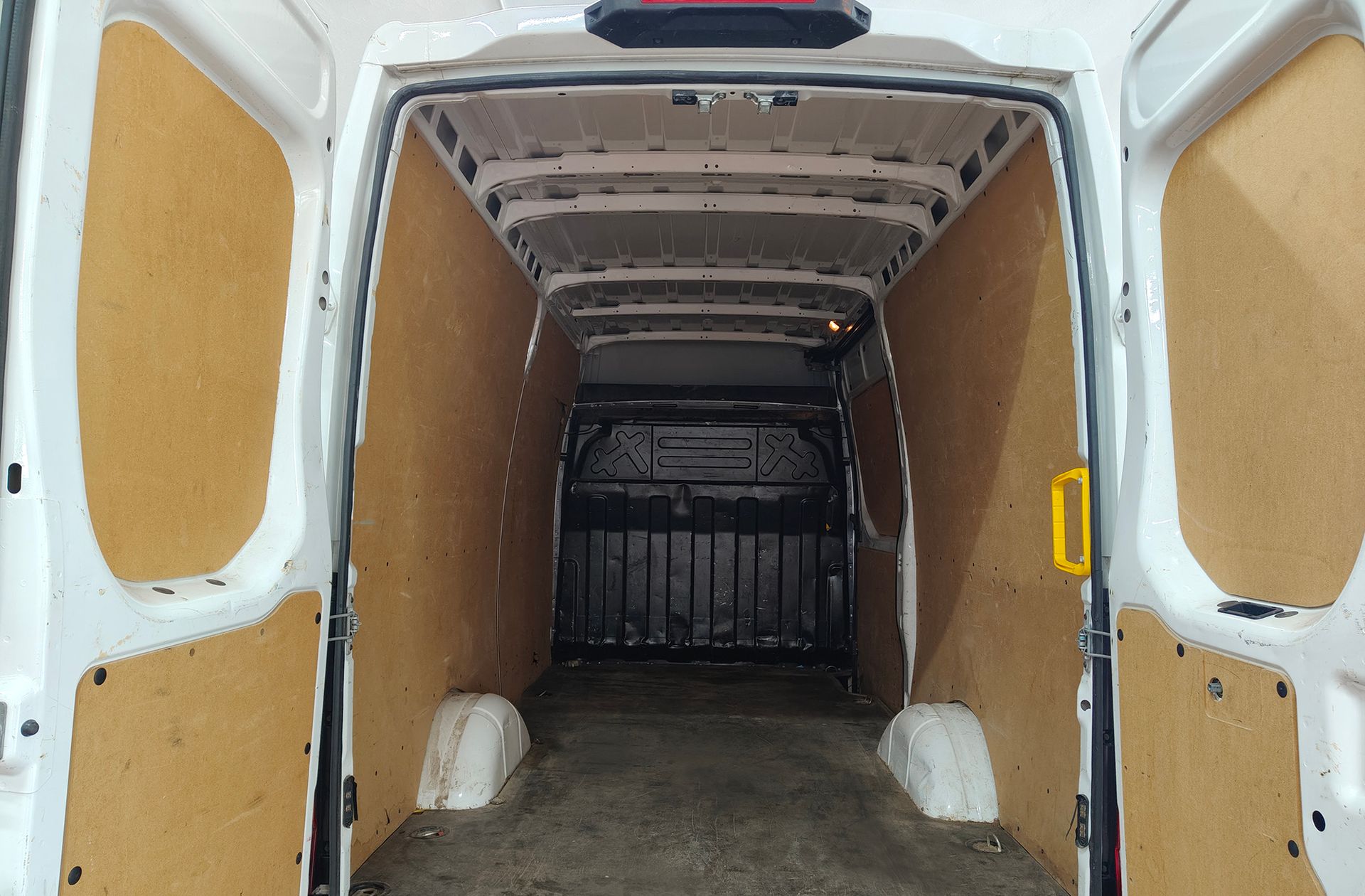 Iveco Daily Furgon 35S 16 V 3520L/H2 - foto 10