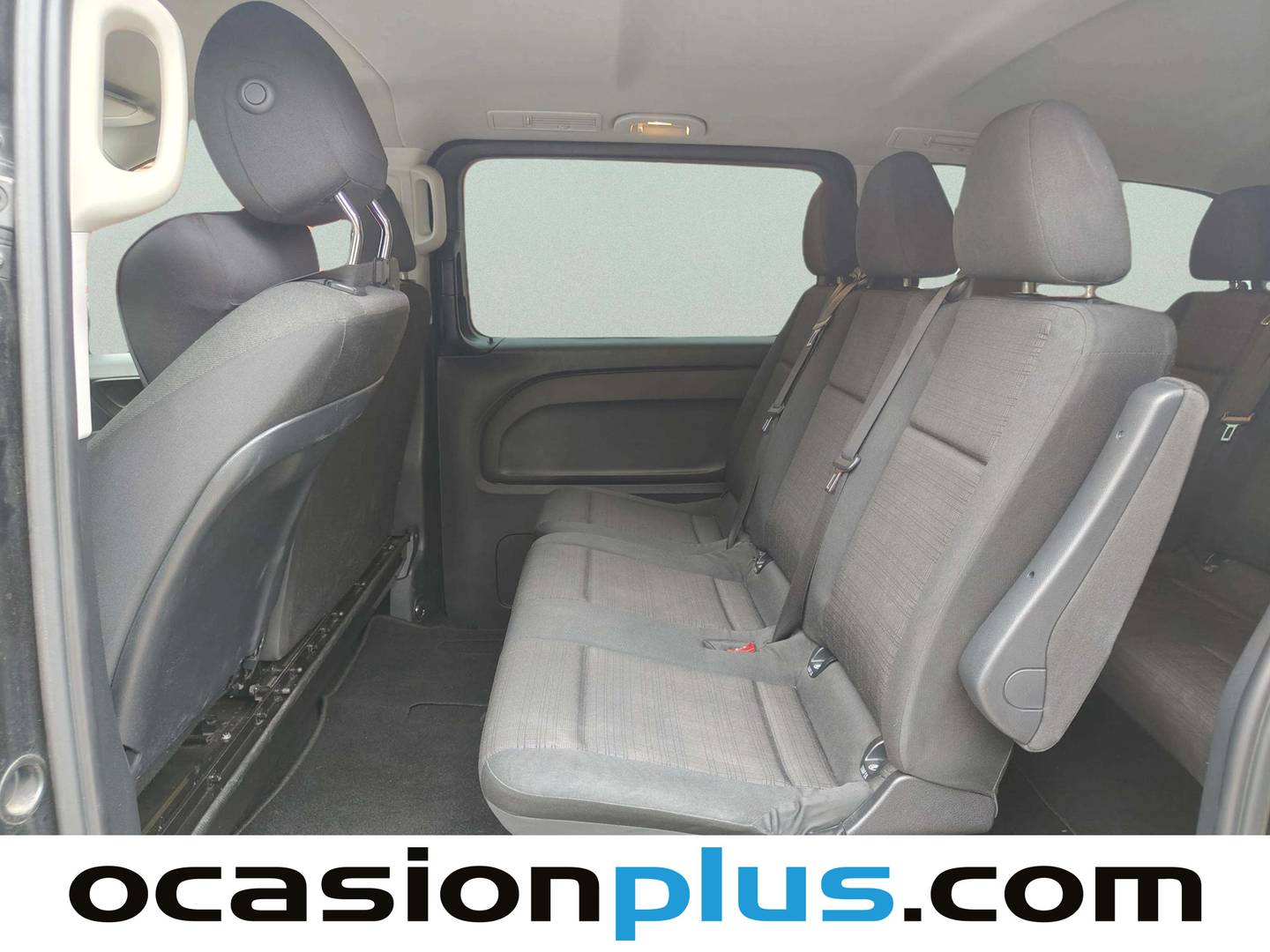 Foto asientos traseros Mercedes Vito Mercedes Vito 114 CDI Tourer Pro Larga (136 CV) 9 Plazas