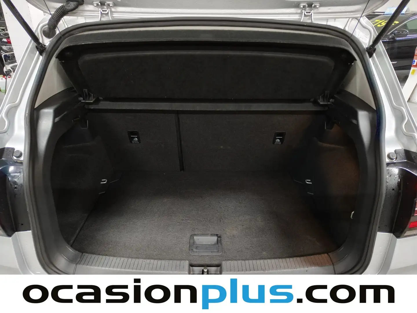 Foto Volkswagen T-Cross Volkswagen T-Cross Advance 1.0 TSI (110 CV) DSG