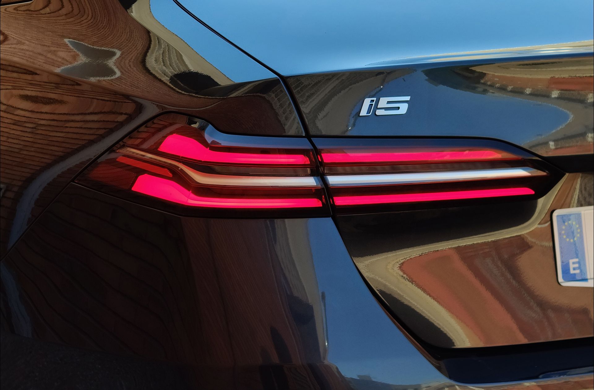 BMW i5 eDrive40 Pack M - foto 23