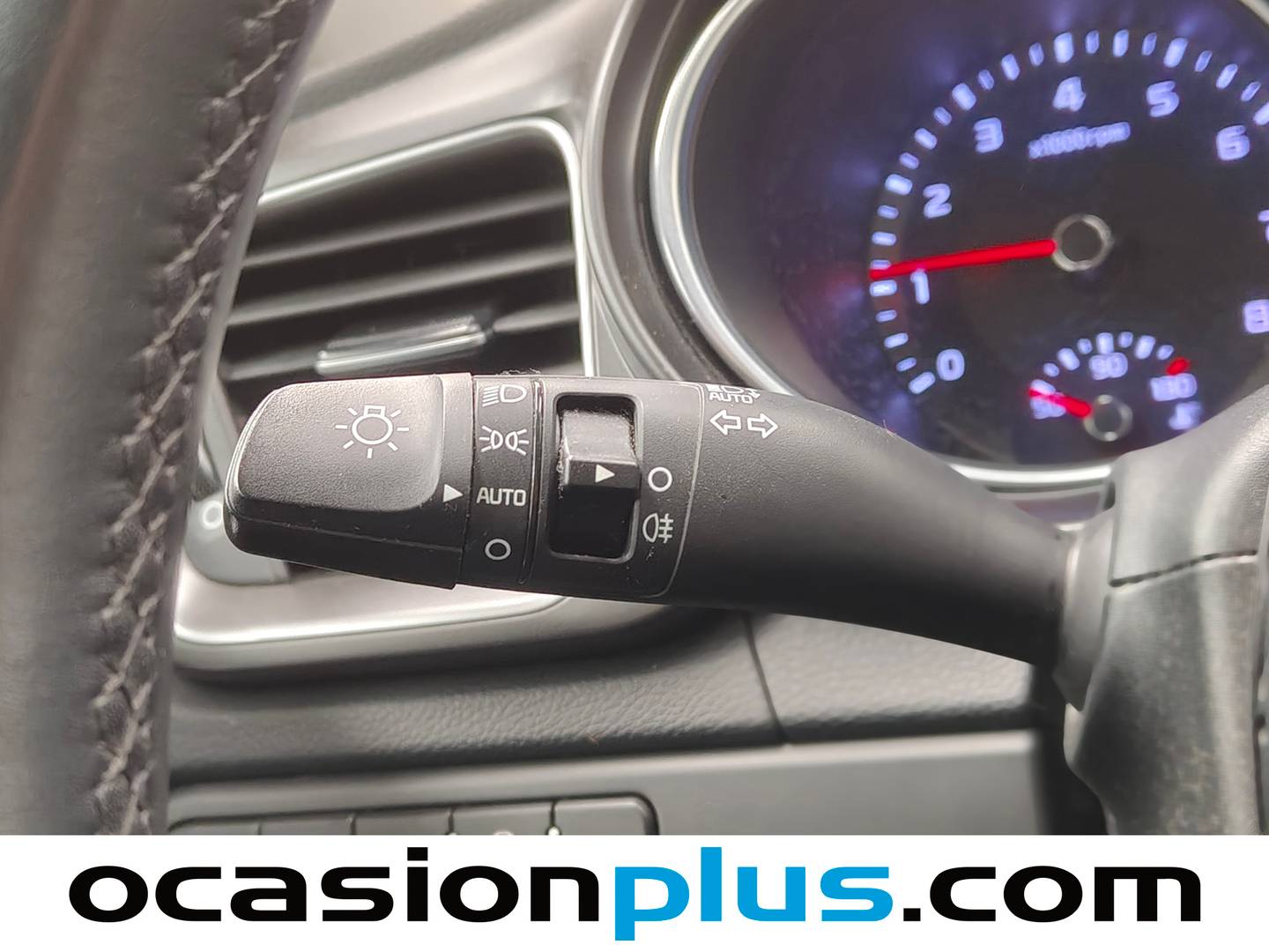 Extras y acabados del KIA Ceed Kia Ceed 1.0 T-GDi Concept (100 CV)