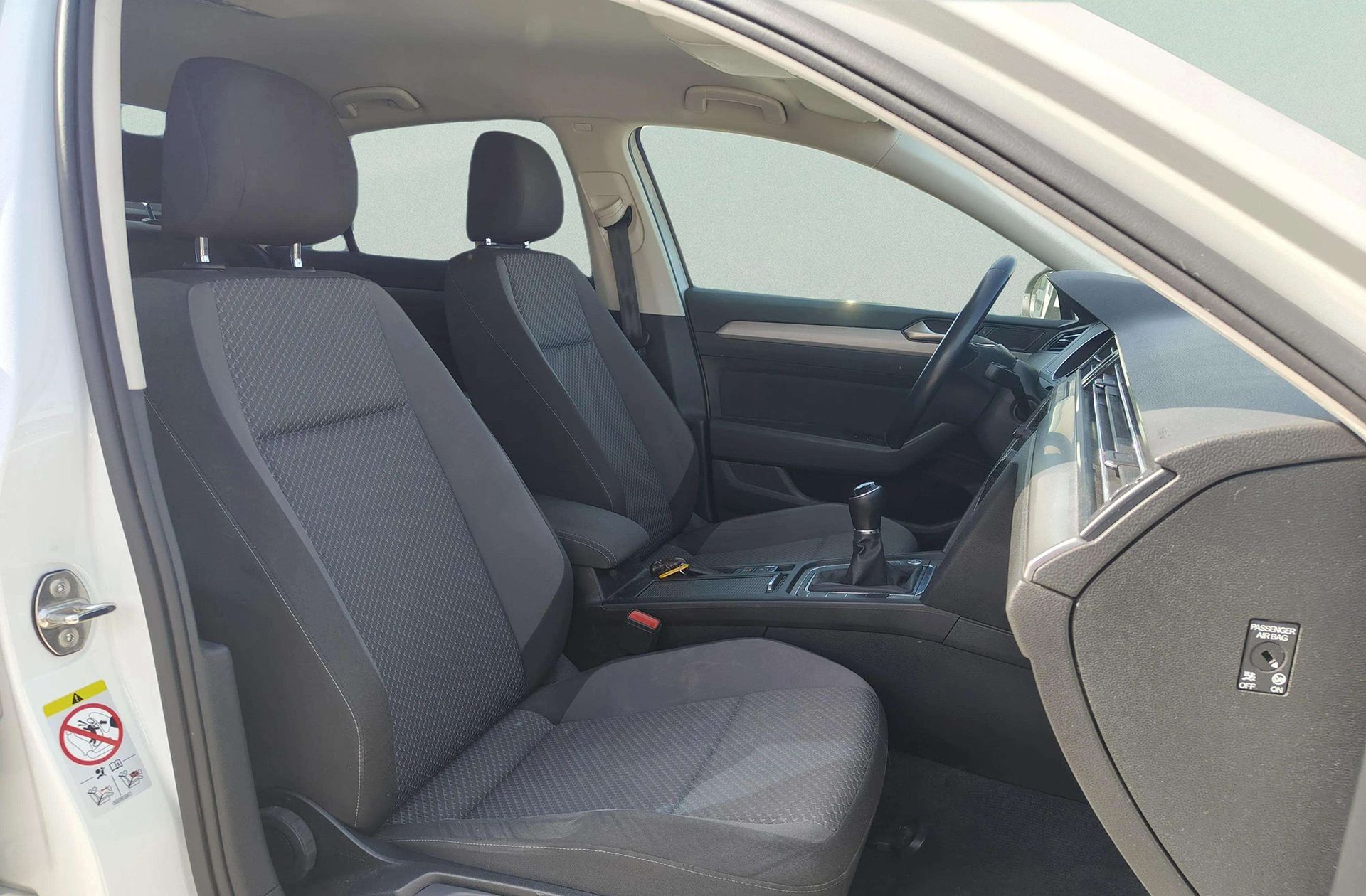 Volkswagen Passat Edition 2.0 TDI - foto 16