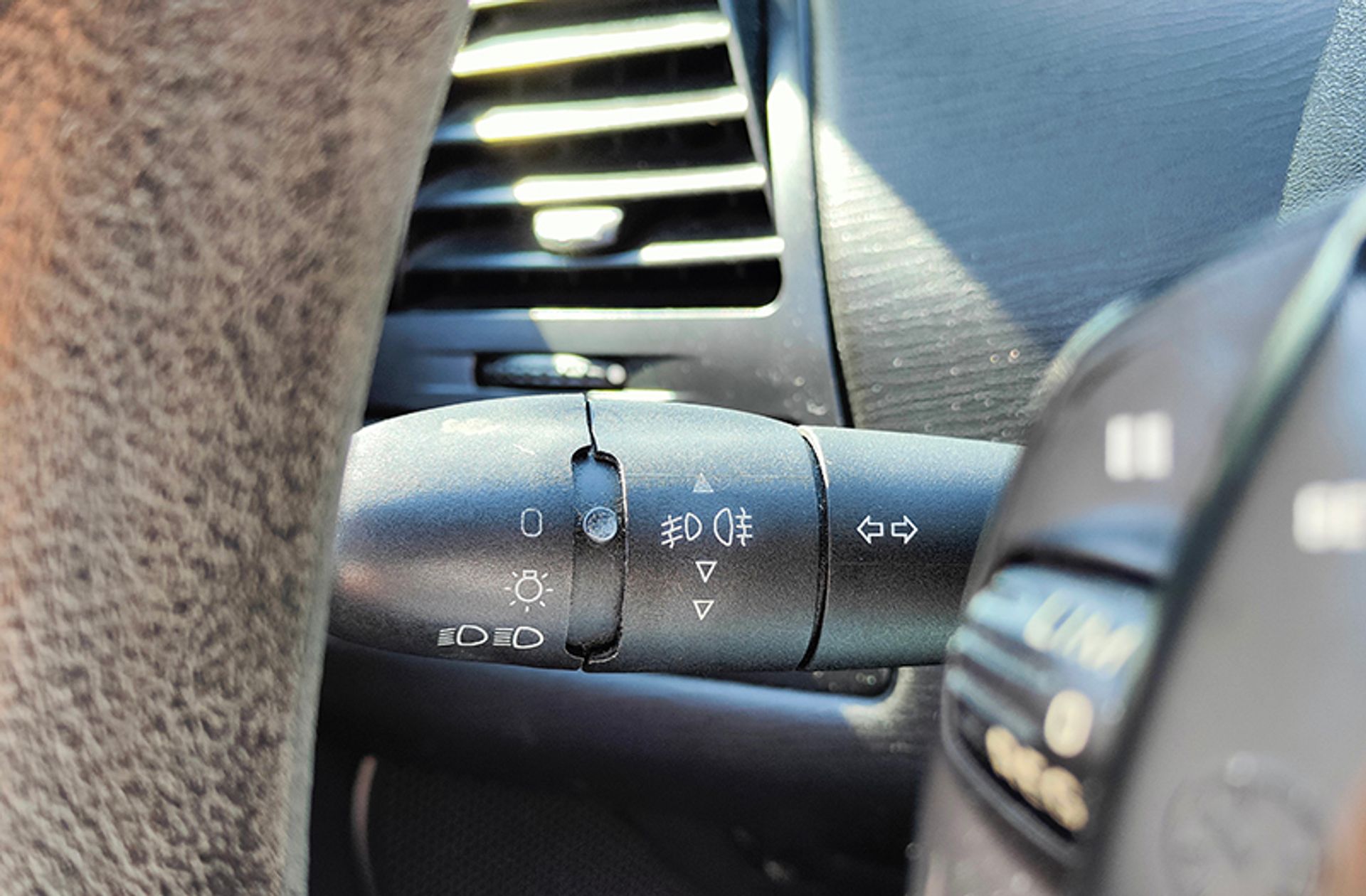 Citroën C4 1.6 HDi SX - foto 19
