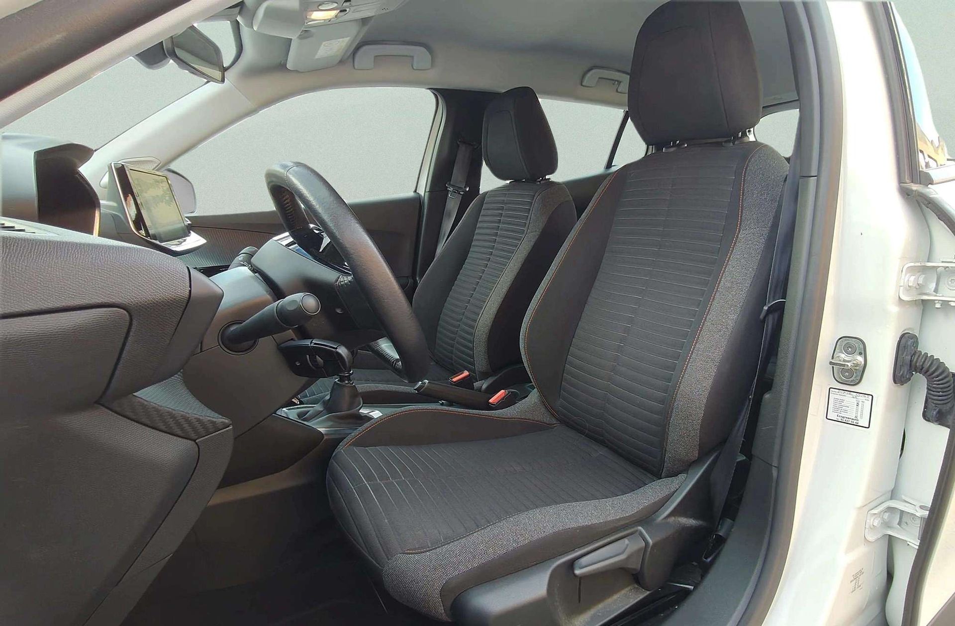 Peugeot 2008 PureTech 100 Active - foto 10
