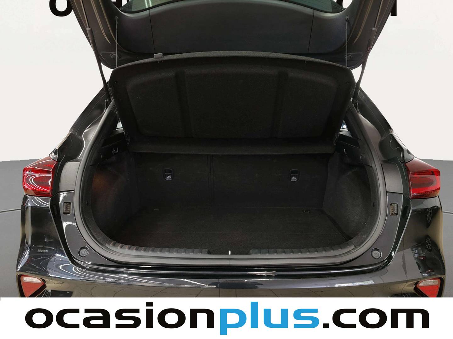 Fotos maletero KIA XCeed KIA XCeed 1.0 T-GDi Business (100 CV)