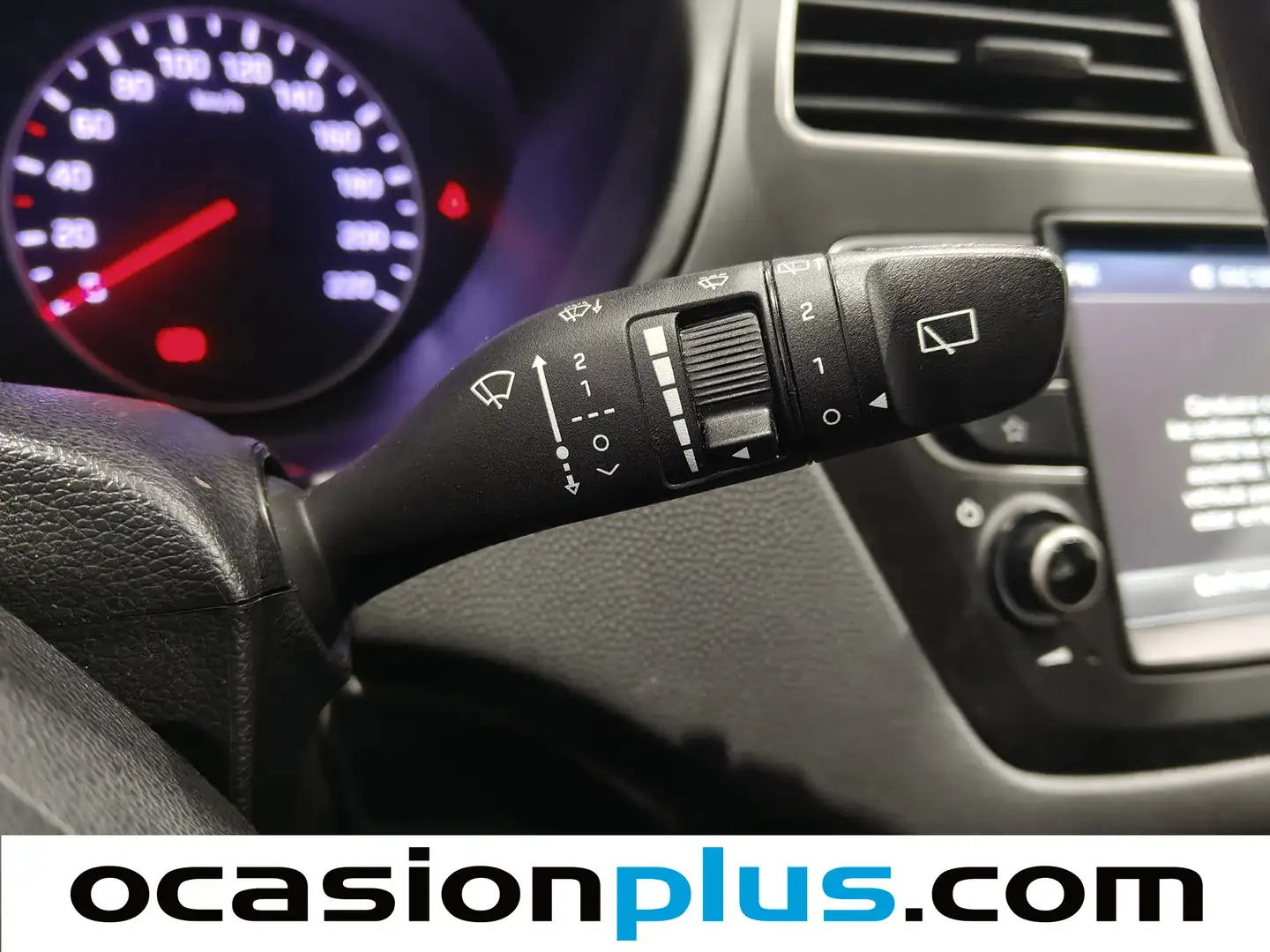 Foto Hyundai i20 Hyundai i20 1.2 MPI Essence LE (75 CV)