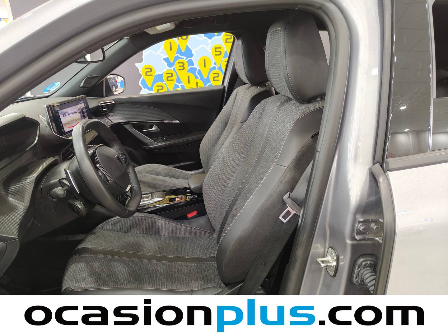 Foto asientos delanteros Peugeot 2008 Peugeot 2008 Allure Hybrid eDCS6 (145 CV)