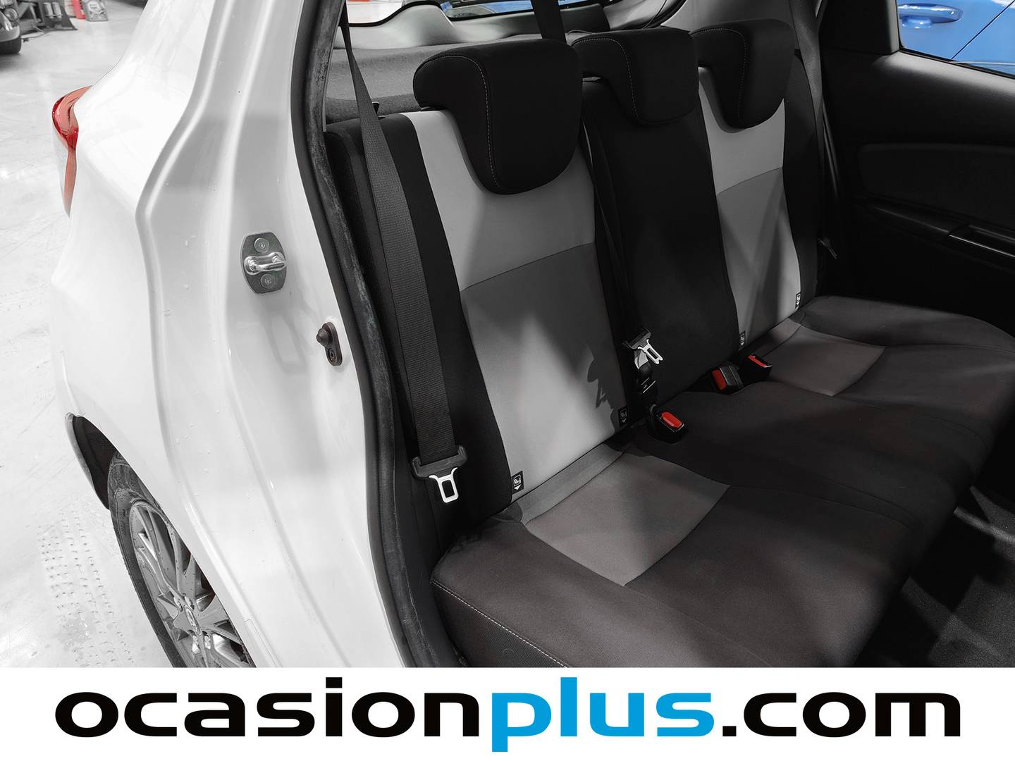 Foto Toyota Yaris Toyota Yaris 1.5 Active (111 CV)