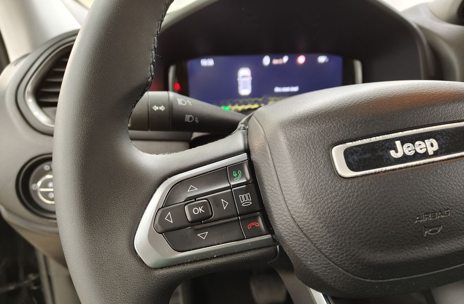 Jeep Renegade eHybrid 1.5 Limited ATX - foto 26