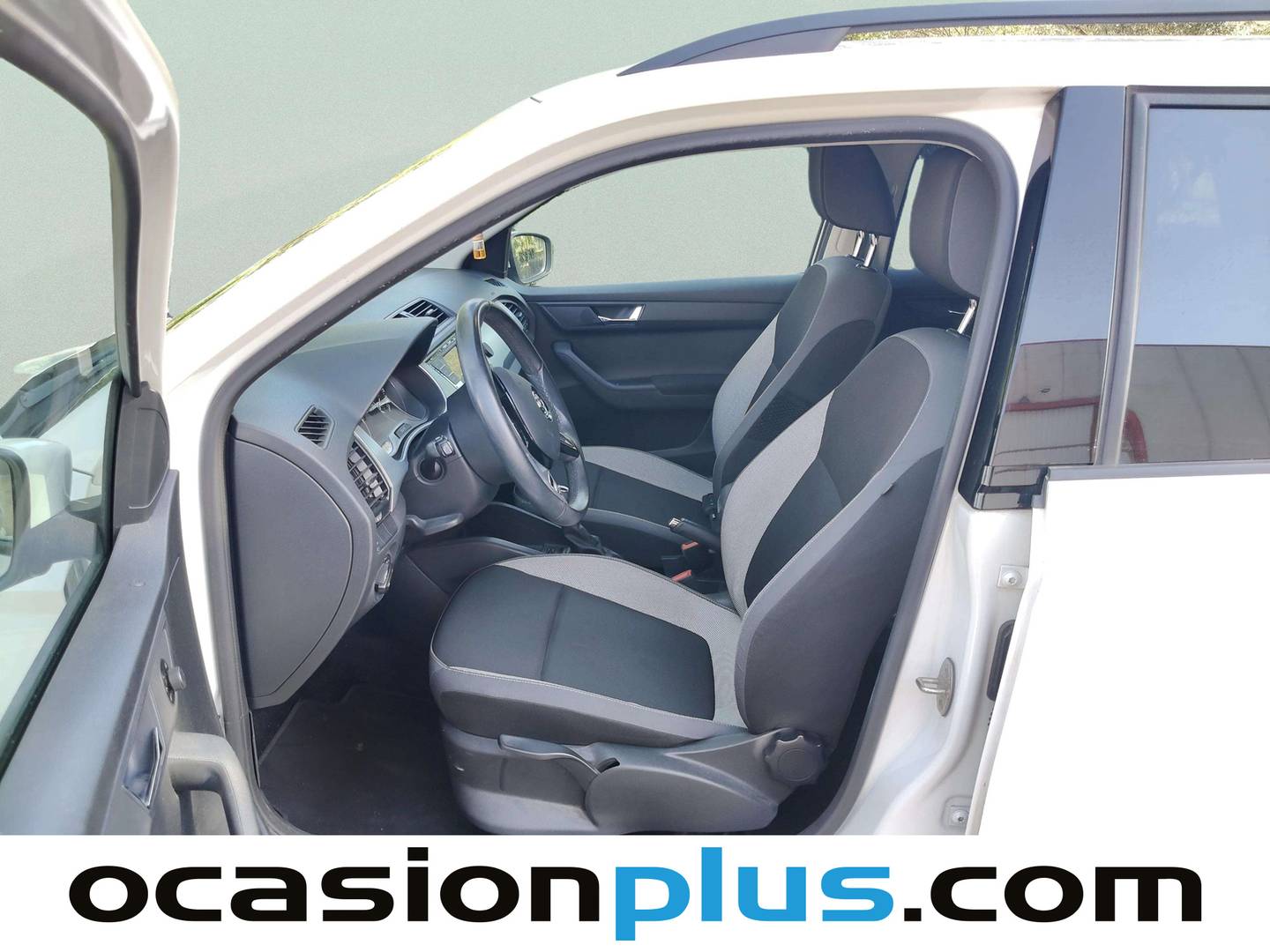 Foto asientos delanteros Skoda Fabia Skoda Fabia Combi 1.2 TSI Ambition DSG (110 CV)