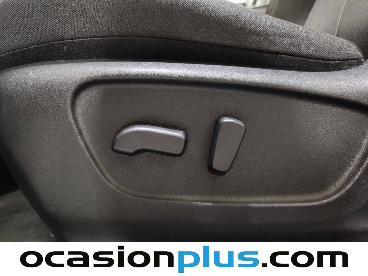 Accesorios del Nissan QASHQAI Nissan Qashqai dCi 130 Tekna Piel 4X4-i (130 CV)