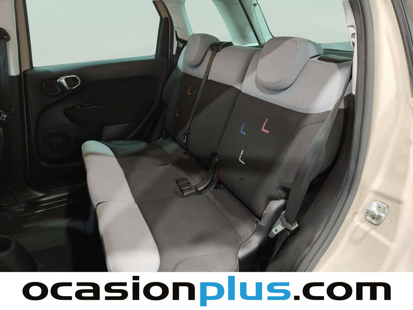 Foto asientos traseros Fiat 500L Fiat 500L 1.4 Pop Star (95 CV)