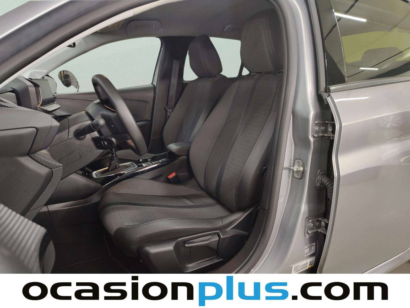 Foto asientos delanteros Peugeot 208 Peugeot 208 PureTech 100 Allure Pack (100 CV)
