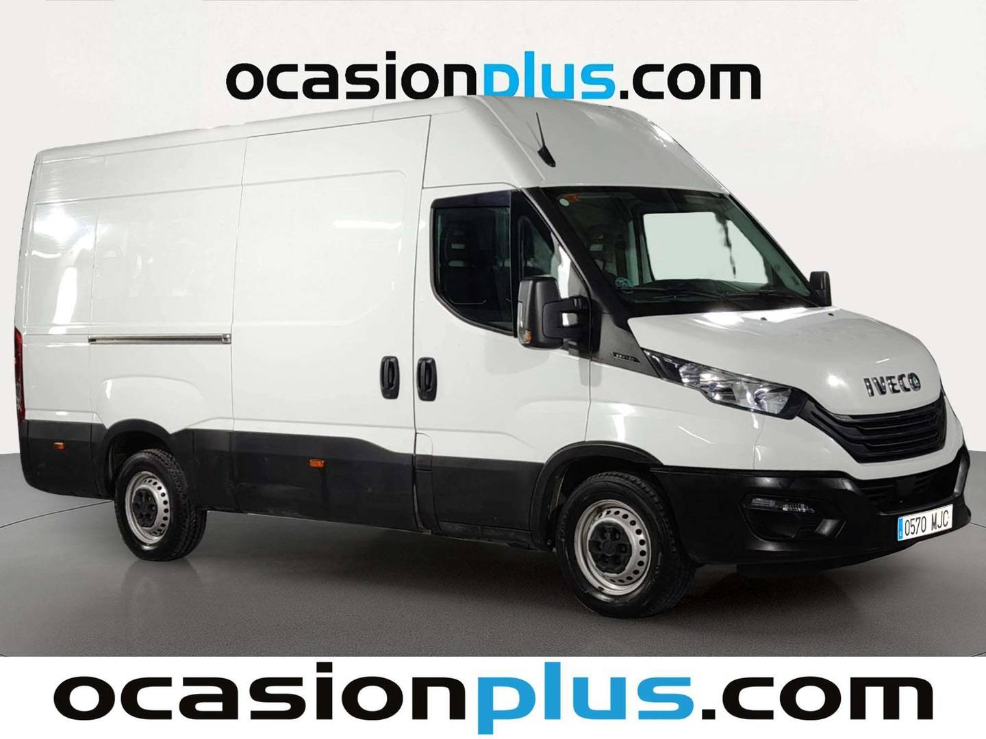 Foto delantera Iveco Daily Iveco Daily Furgon 35S 16 V 3520L/H2 (156 CV) derecha