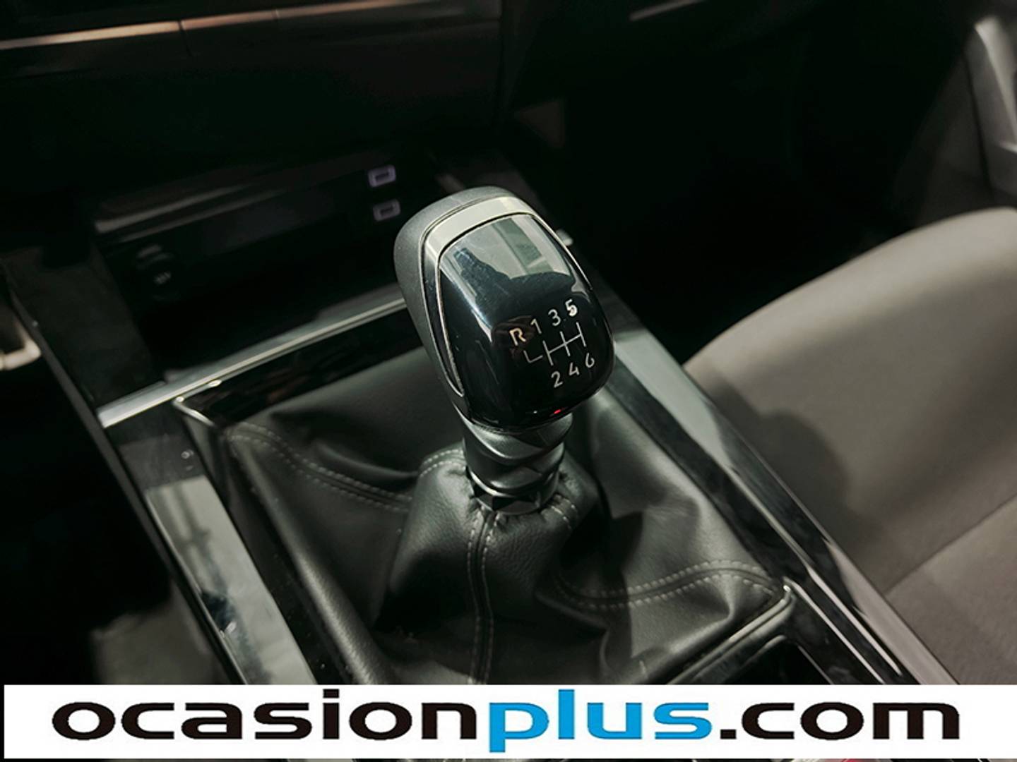 Foto Opel Astra Opel Astra 1.2 Turbo XHT GS (130 CV)