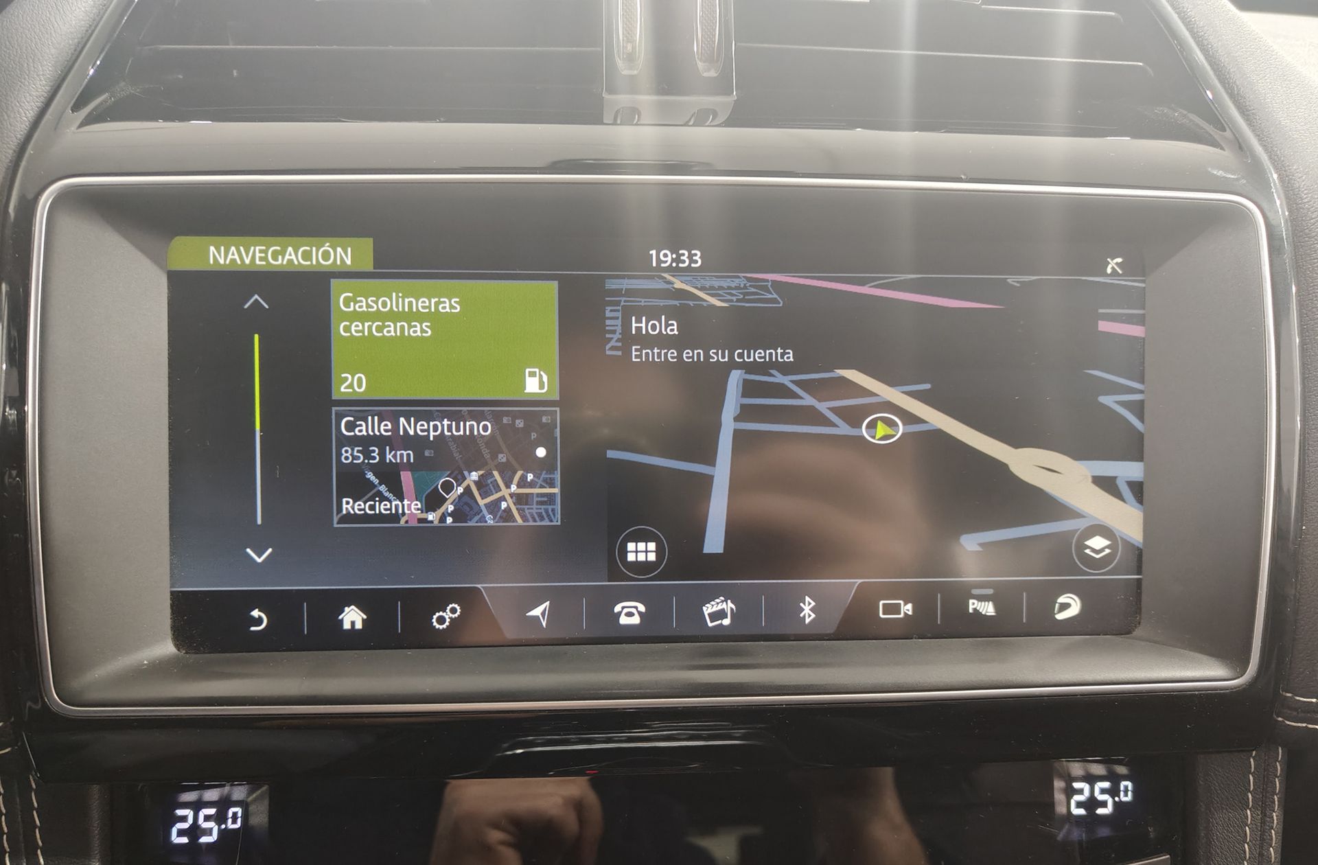 Jaguar F-Pace 2.0T i4 R-Sport AWD - foto 8