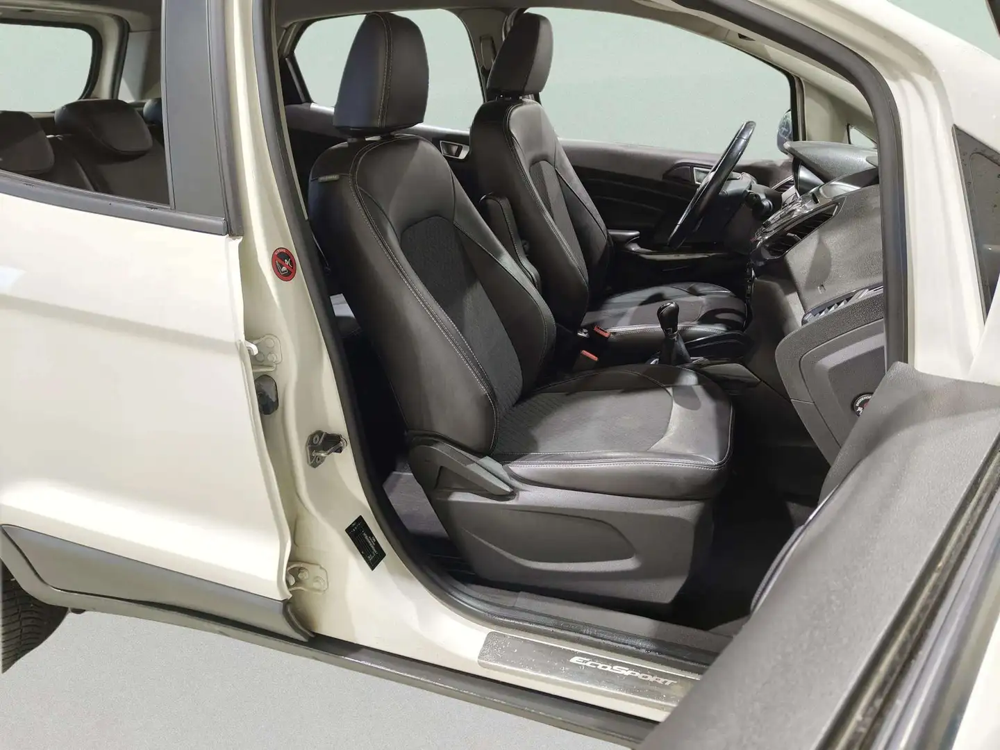 Foto Ford EcoSport Ford EcoSport 1.0 EcoBoost Titanium (125 CV)